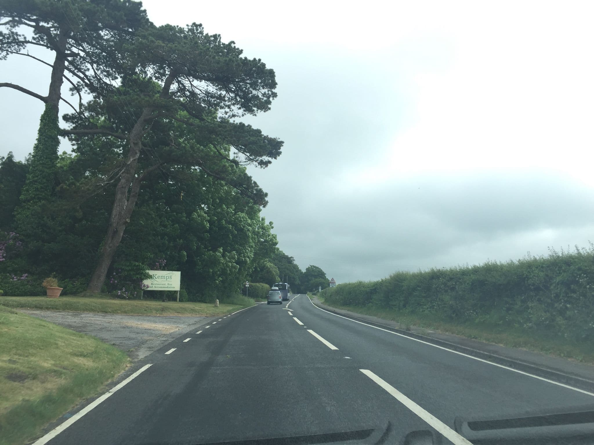 Street view near Kemps Country House, Wool — © essexboy (CC BY-SA · Mapillary)