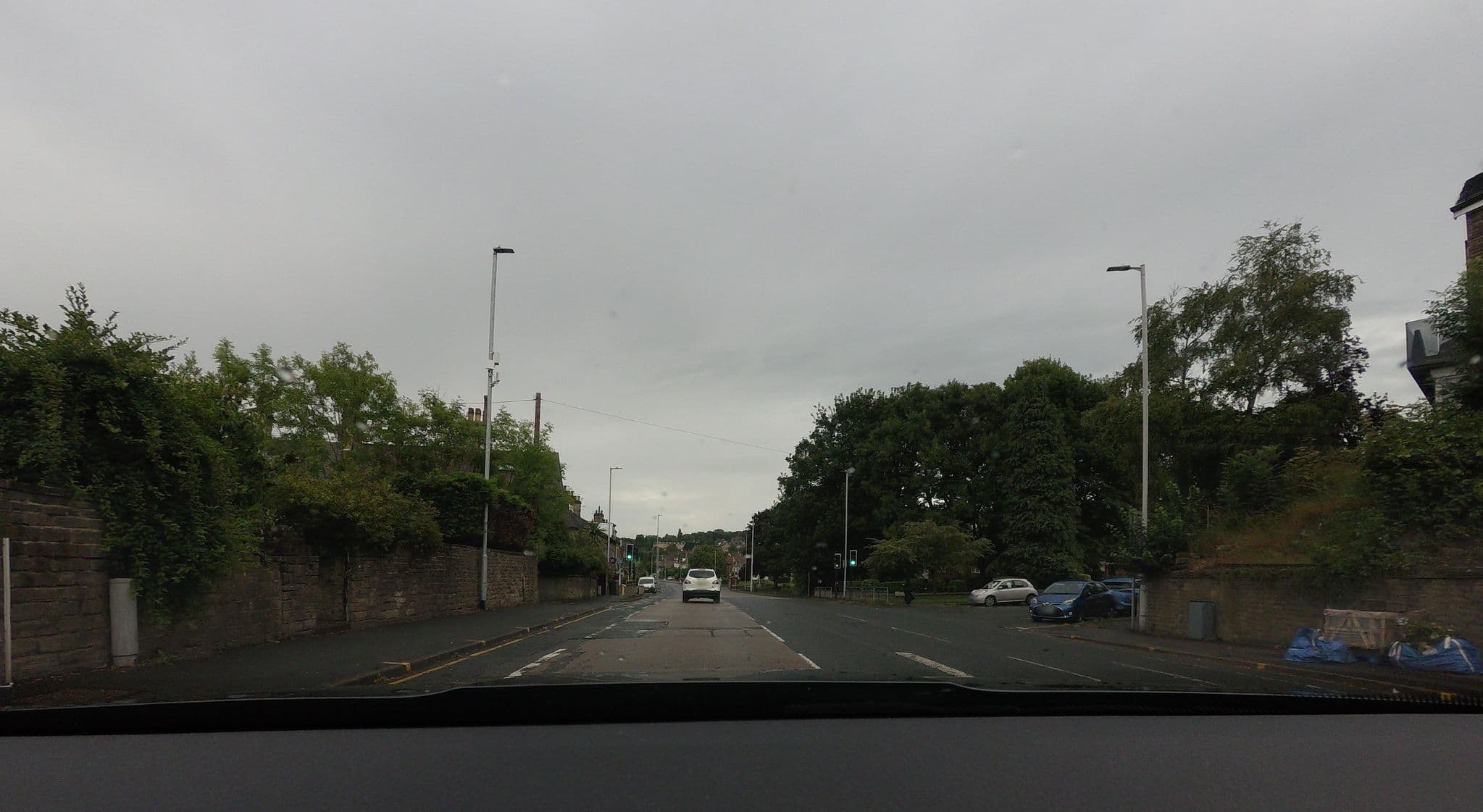 Street view near Cliffwood Guest House, Saltaire — © tallguy (CC BY-SA · Mapillary)
