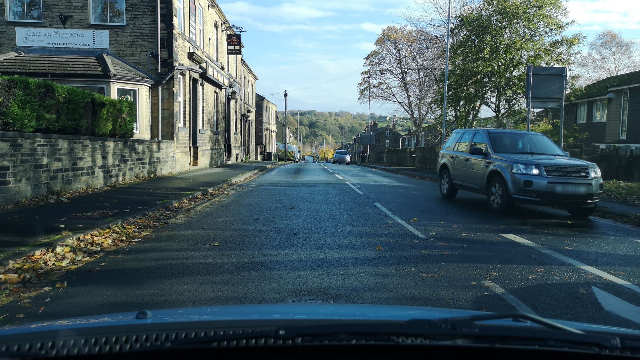 Street view near The Wickham Arms Hotel, Cleckheaton — © cuttlebug (CC BY-SA · Mapillary)