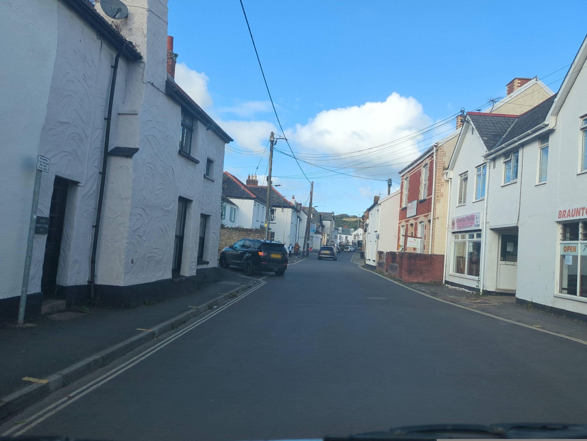 Street view near Little Thatch Annexe, Braunton — © swinetown (CC BY-SA · Mapillary)