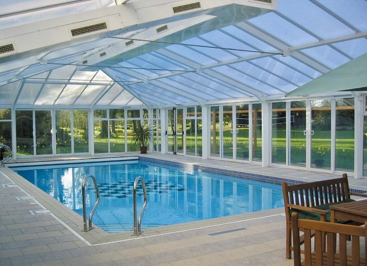 The Moretons, Bredon