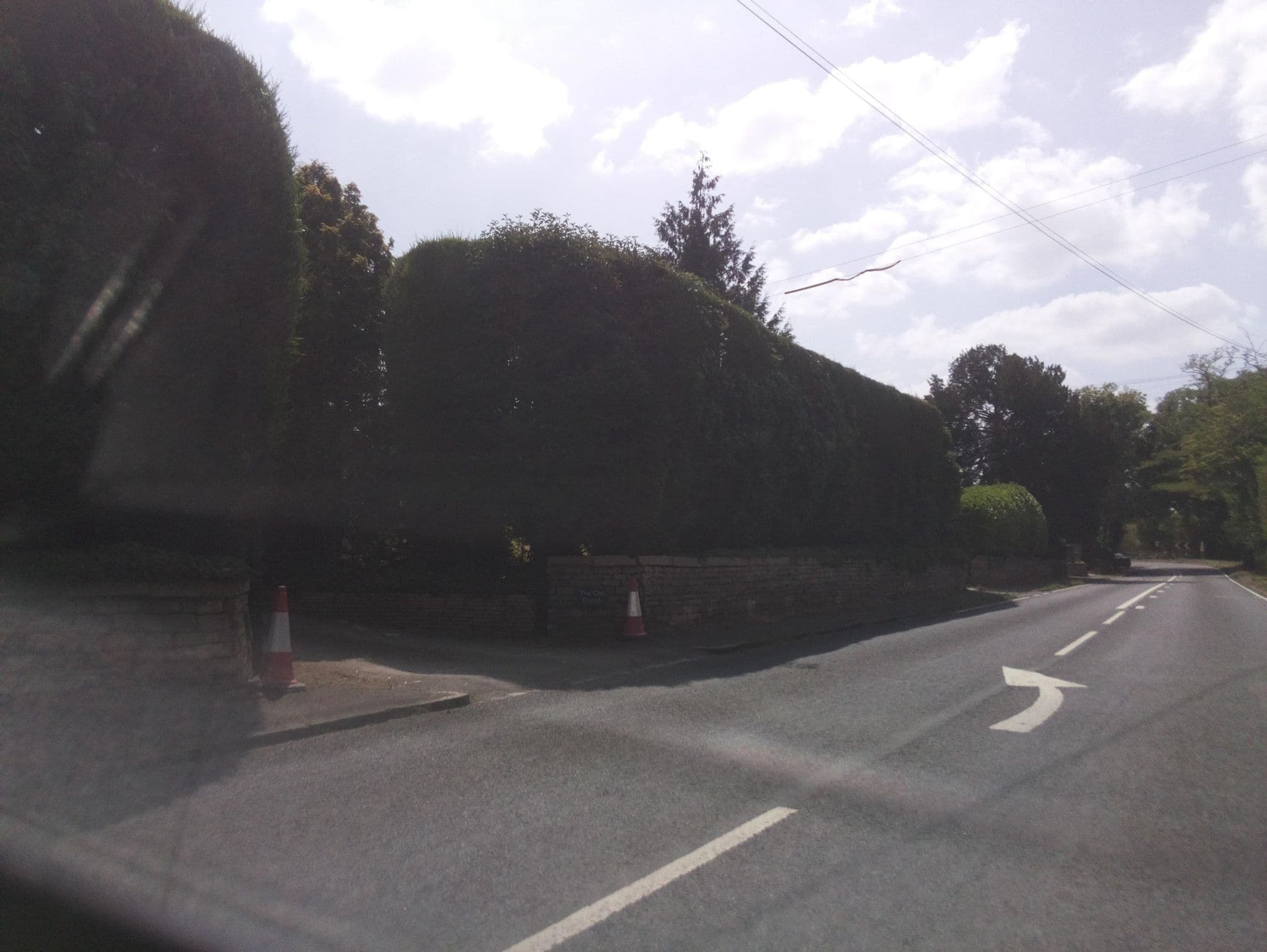 Street view near The Old Thatch- Bredon, Bredon — © southglos (CC BY-SA · Mapillary)