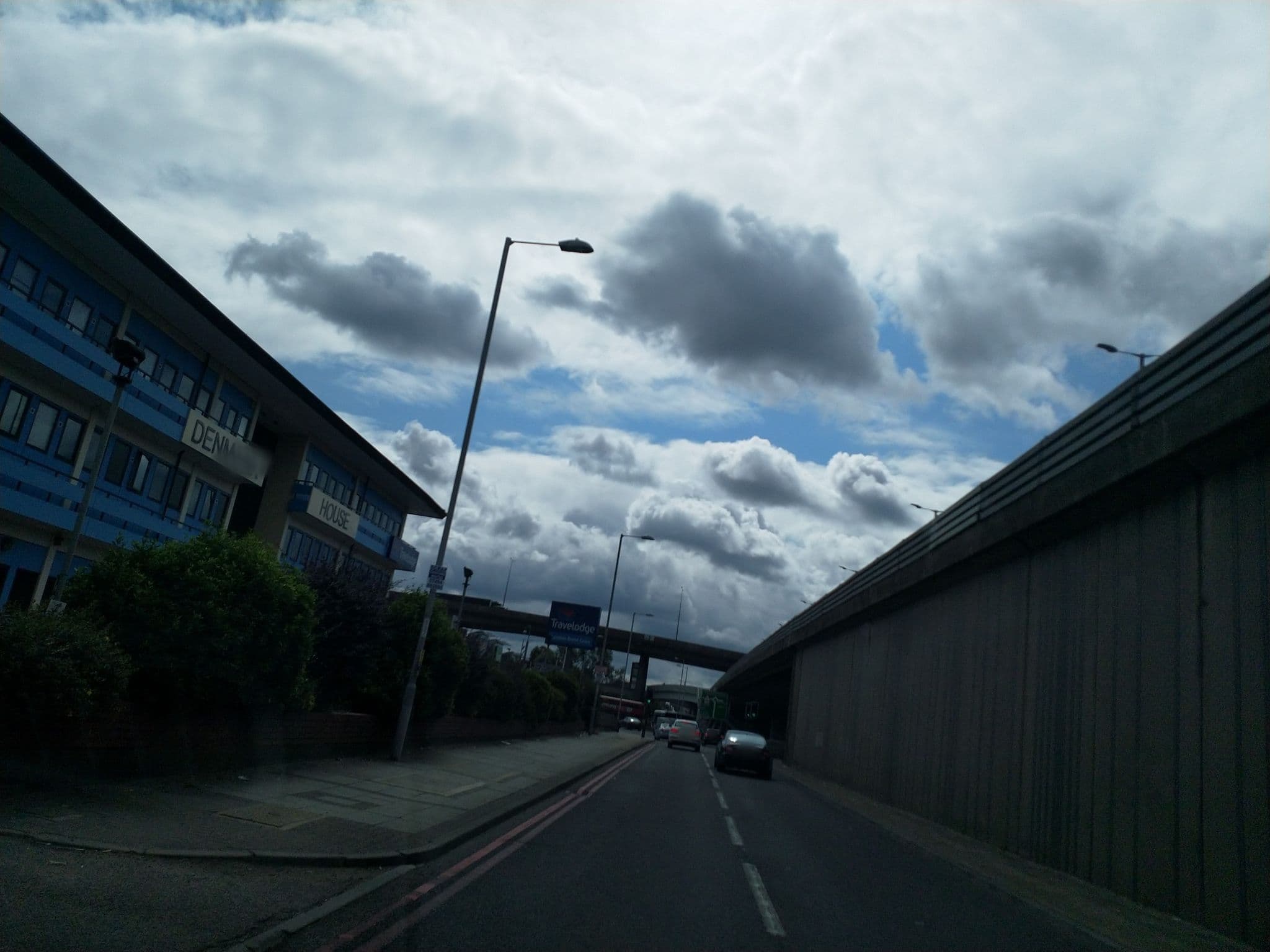 Street view near Travelodge London Brent Cross, Cricklewood — © laye (CC BY-SA · Mapillary)