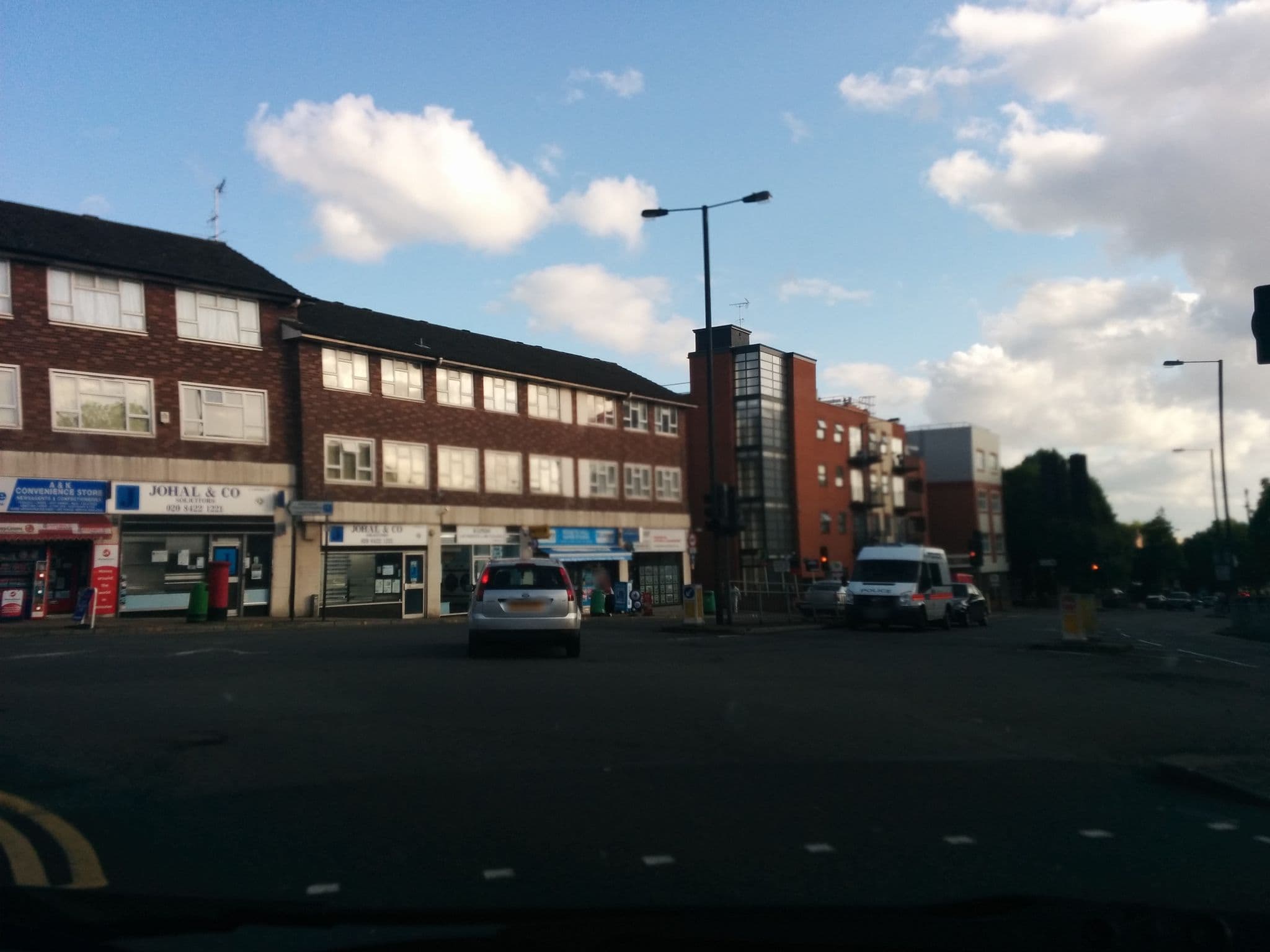 Street view near Harrow Bed and Breakfast, Harrow on the Hill — © firefishy (CC BY-SA · Mapillary)