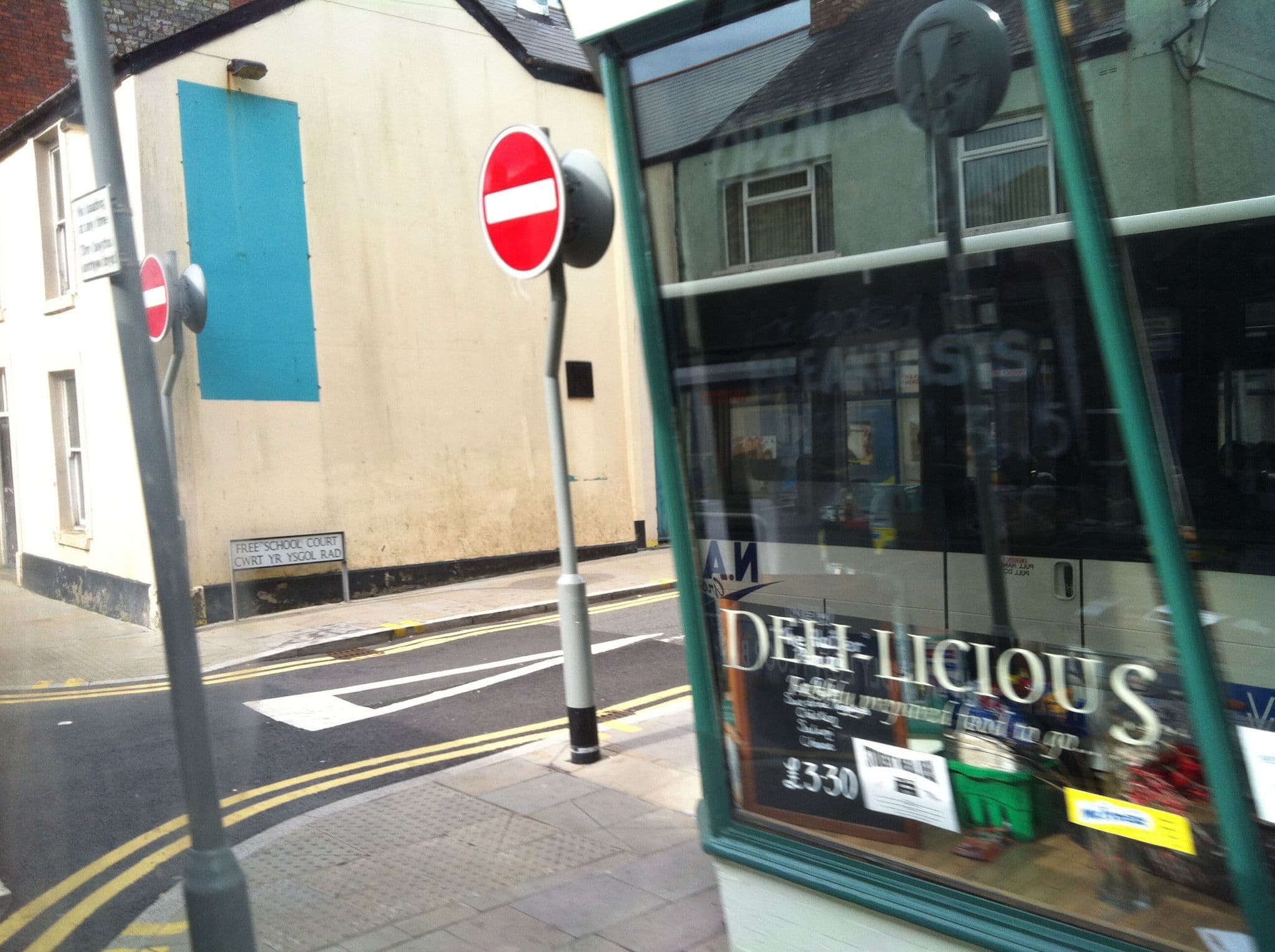 Street view near Cosy 2 Bed Flat 1 in Bridgend - Entire Place, Bridgend — © miguel_andrade (CC BY-SA · Mapillary)
