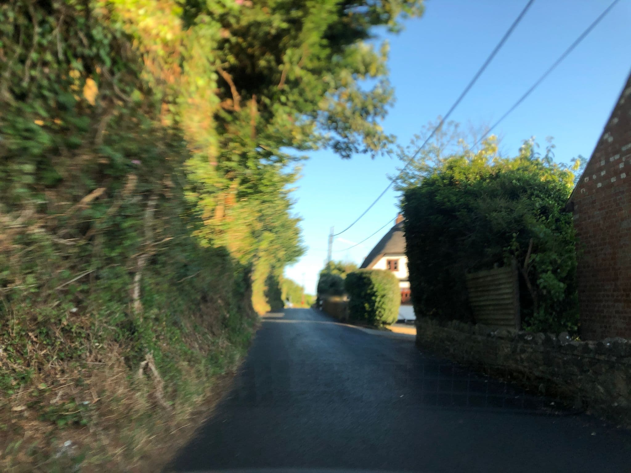 Street view near Wighthols, Brighstone — © oferreira (CC BY-SA · Mapillary)