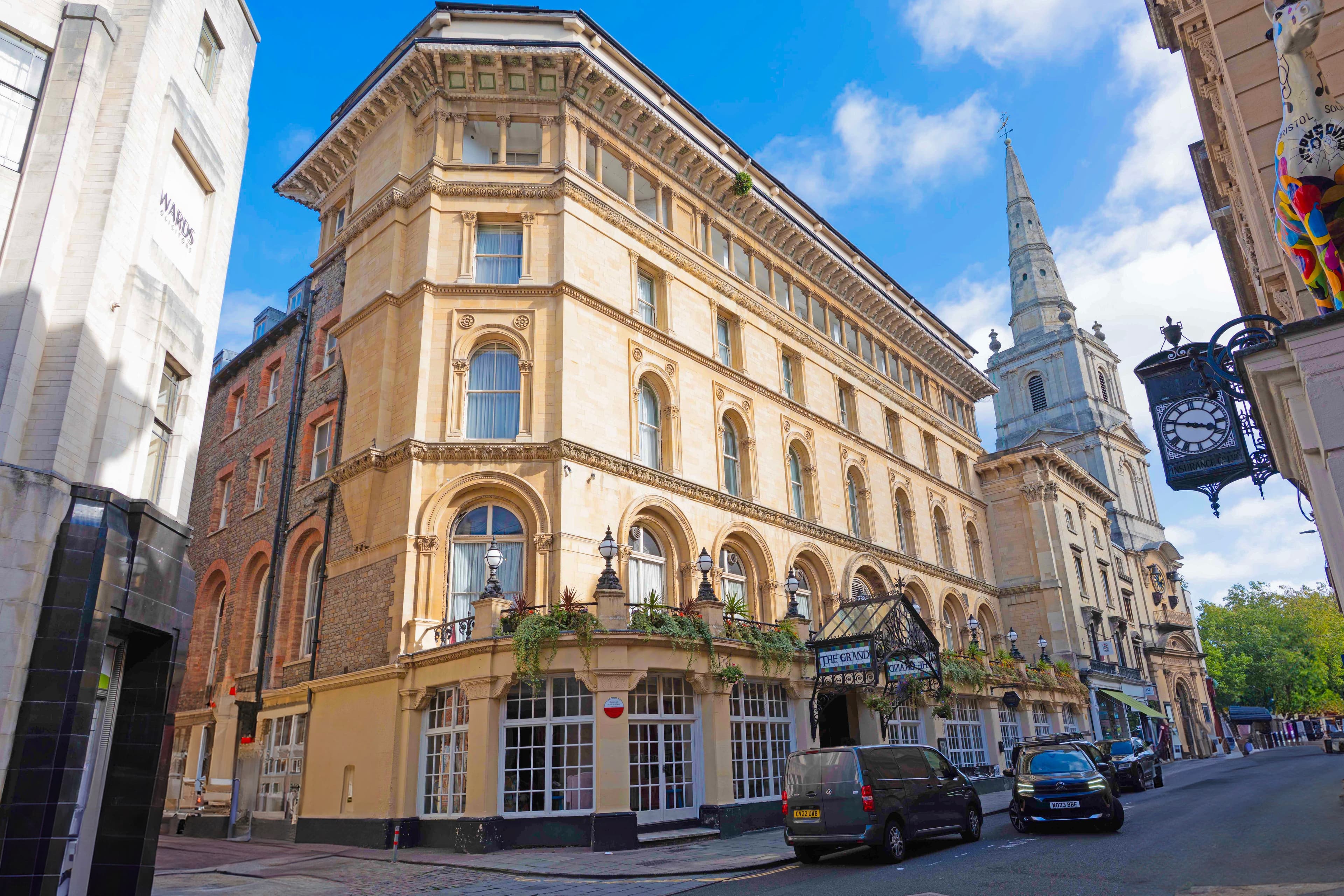 Bristol Grand Hotel By Sunday, Bristol