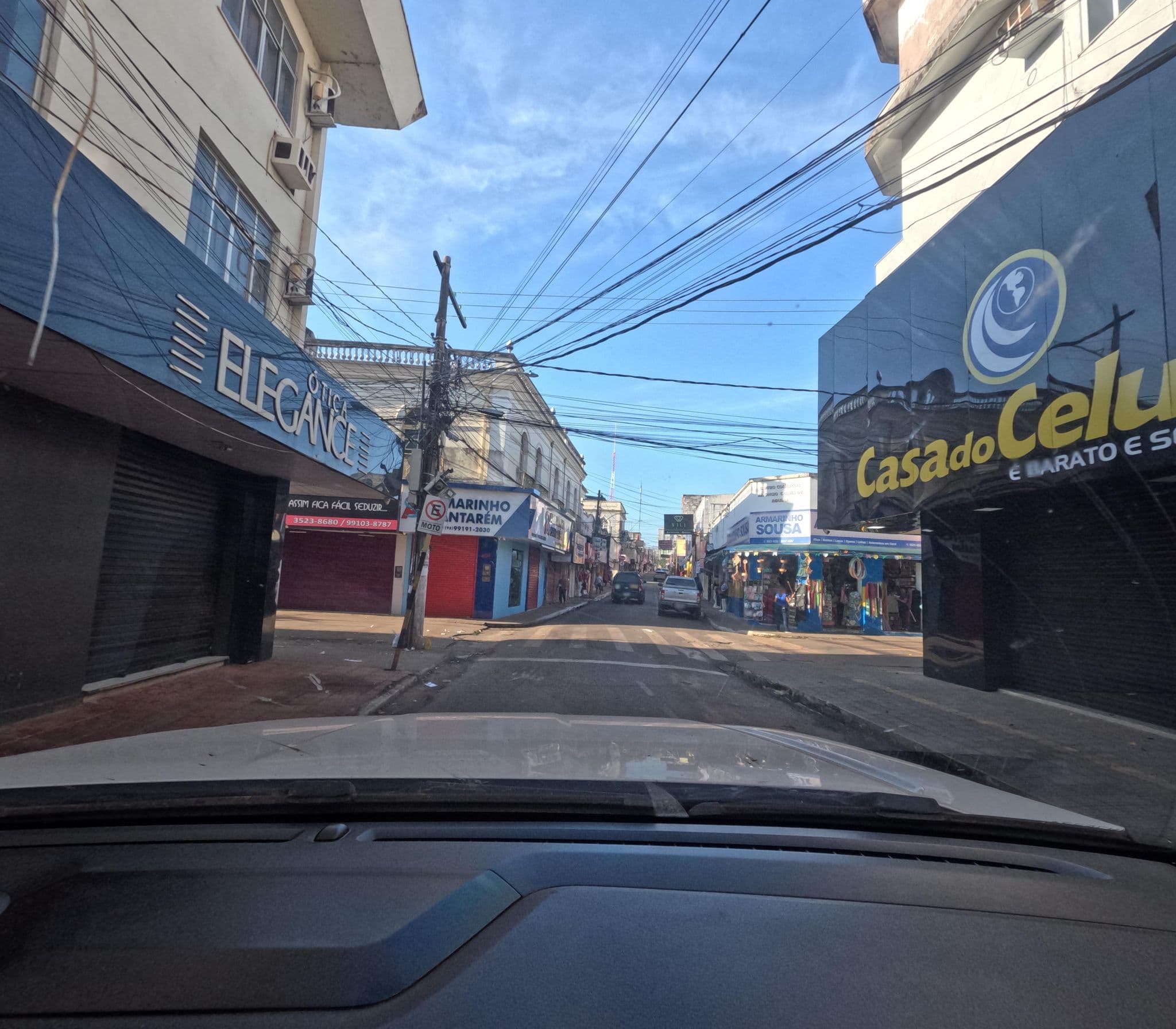 Street view near Hotel Palace, Santarém — © mori_brasil (CC BY-SA · Mapillary)