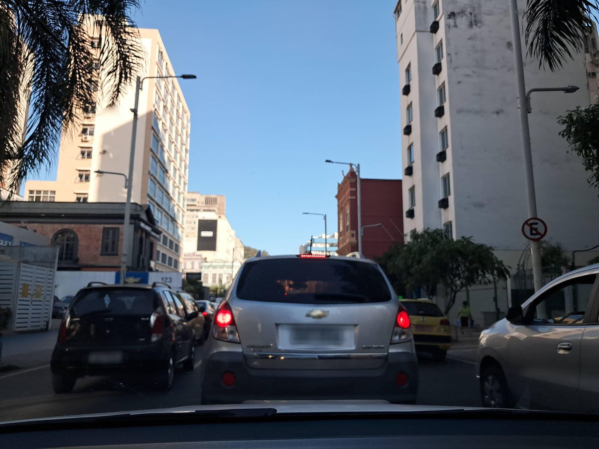 Street view near Real Hotel, Copacabana — © Malu25 (CC BY-SA · Mapillary)