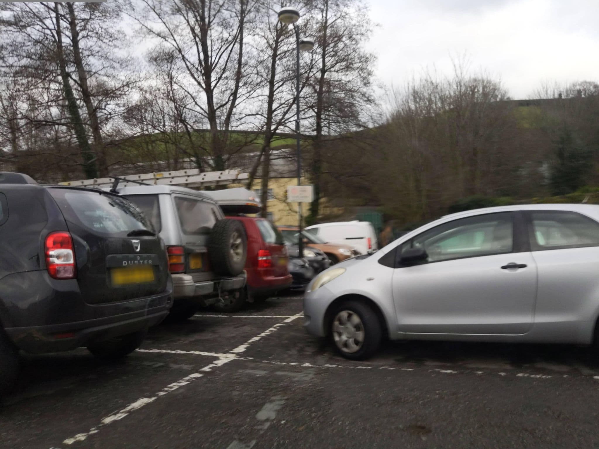 Street view near Globe Inn, Buckfastleigh — © WaggyDog (CC BY-SA · Mapillary)
