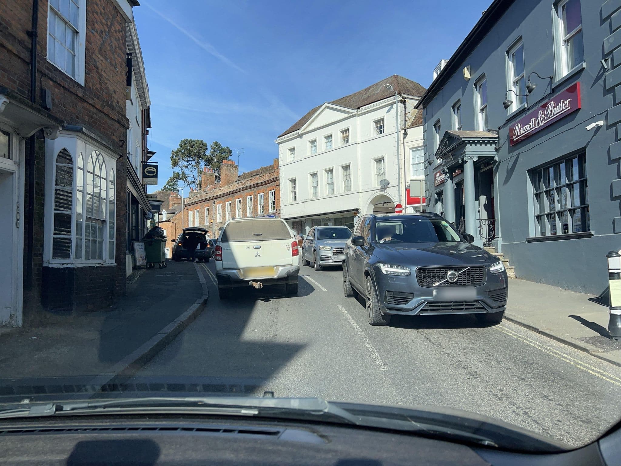 Street view near Villiers Hotel Buckingham, Buckingham — © fabing (CC BY-SA · Mapillary)