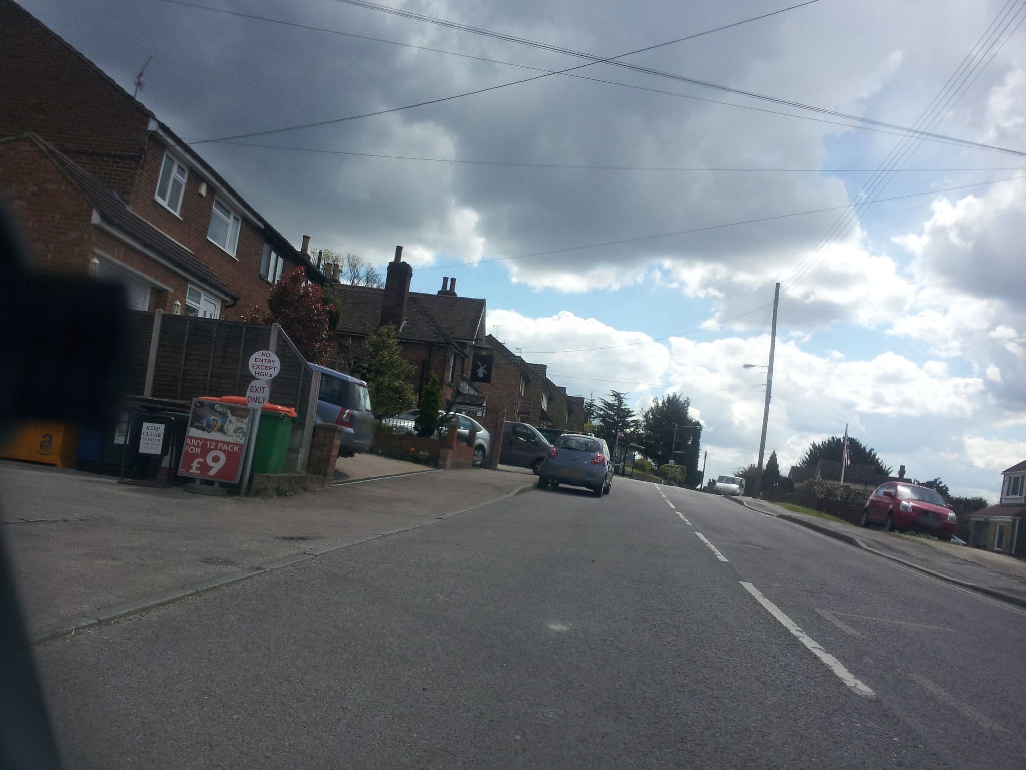 Street view near Rochester Apartment-Sleeps 4-Free Parking, Burham — © paulbiv (CC BY-SA · Mapillary)