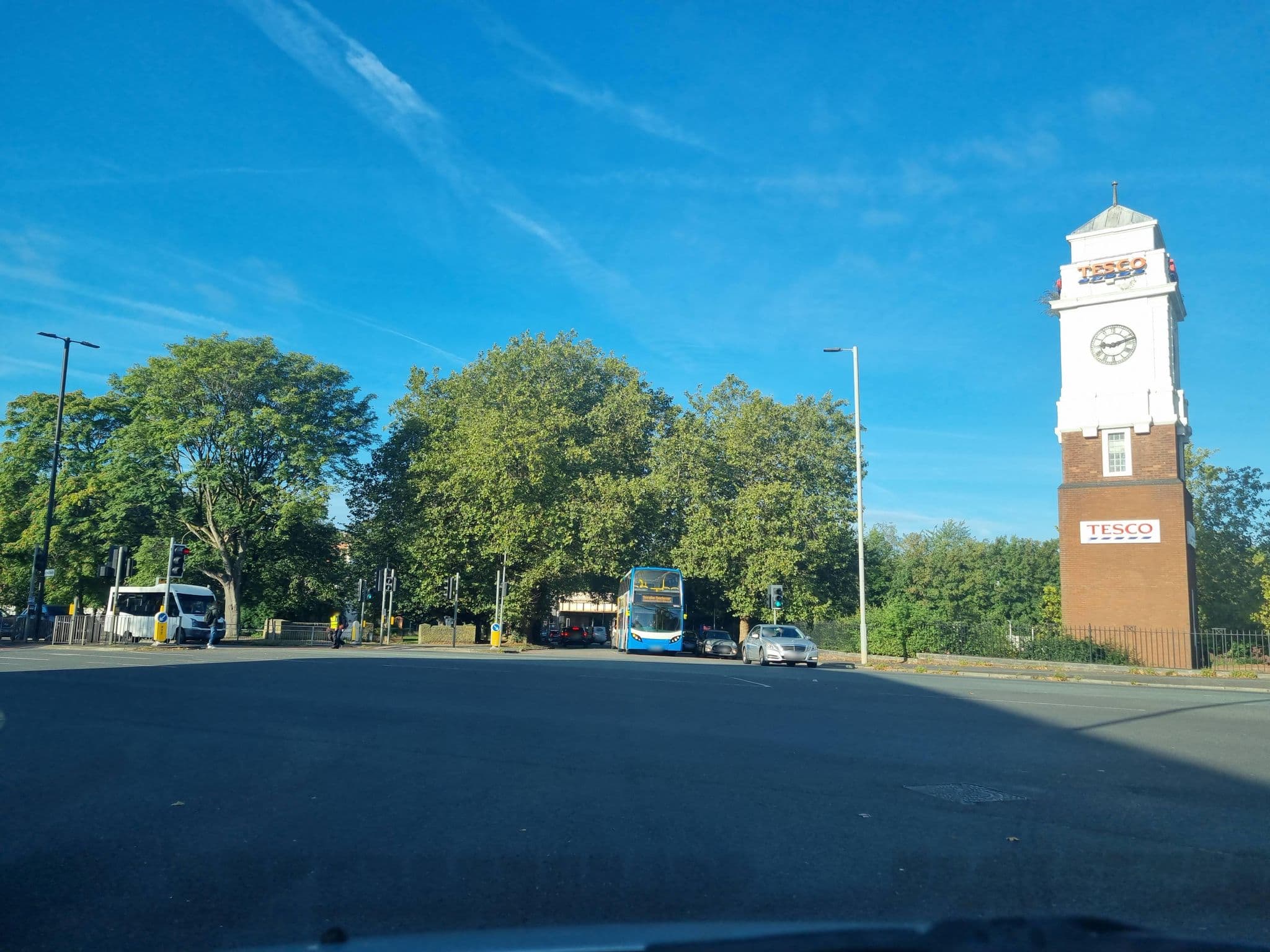 Street view near Travelodge Manchester Didsbury, Didsbury — © mappo2 (CC BY-SA · Mapillary)