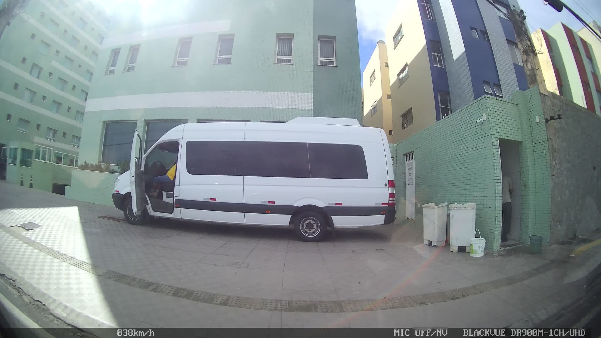 Street view near Real Classic Bahia Hotel, Salvador — © kaart_2 (CC BY-SA · Mapillary)
