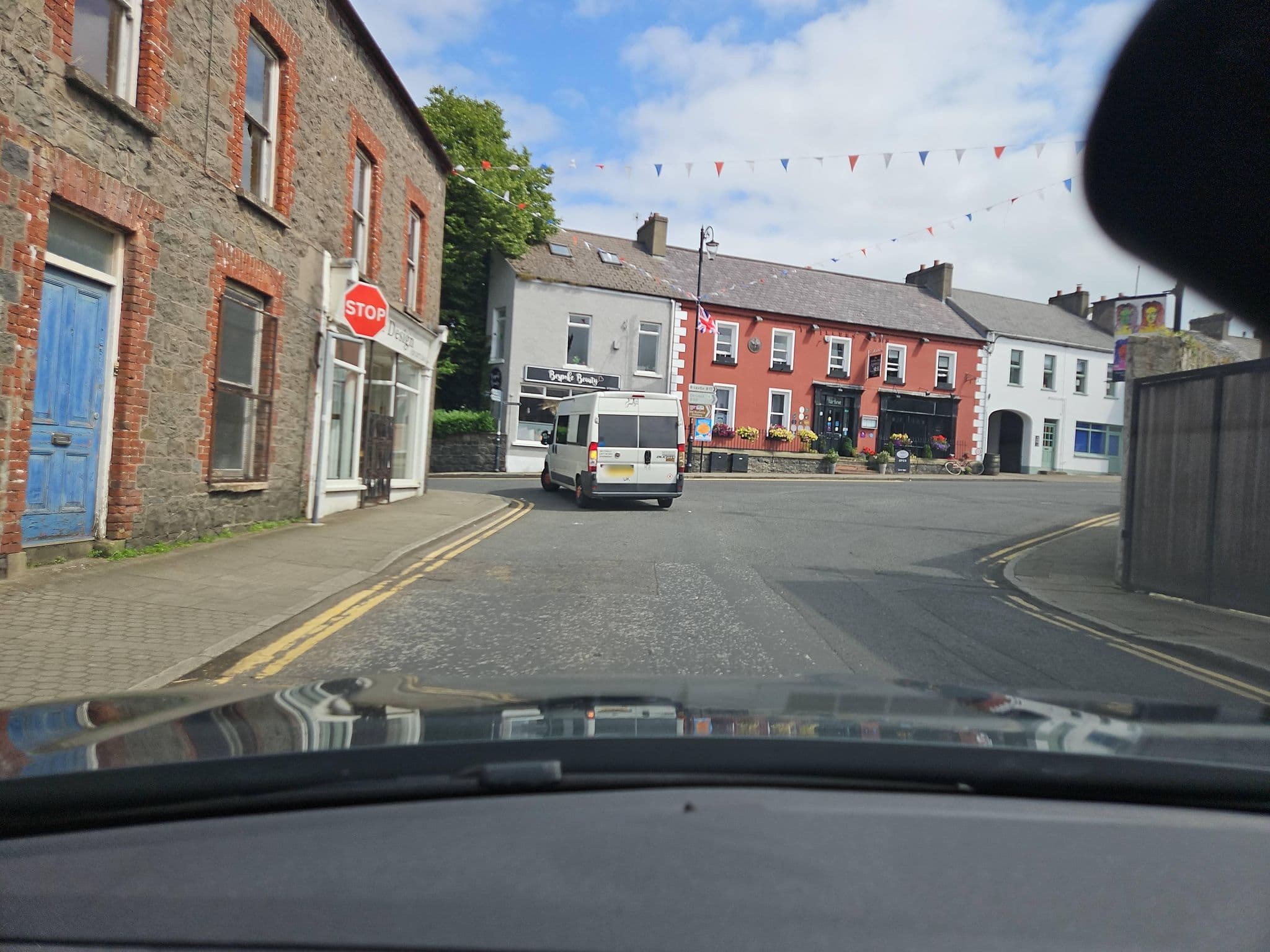 Street view near Bank House, Bushmills, Bushmills — © toho (CC BY-SA · Mapillary)