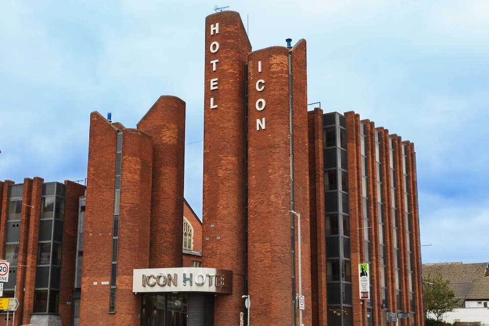 Icon Hotel, Luton