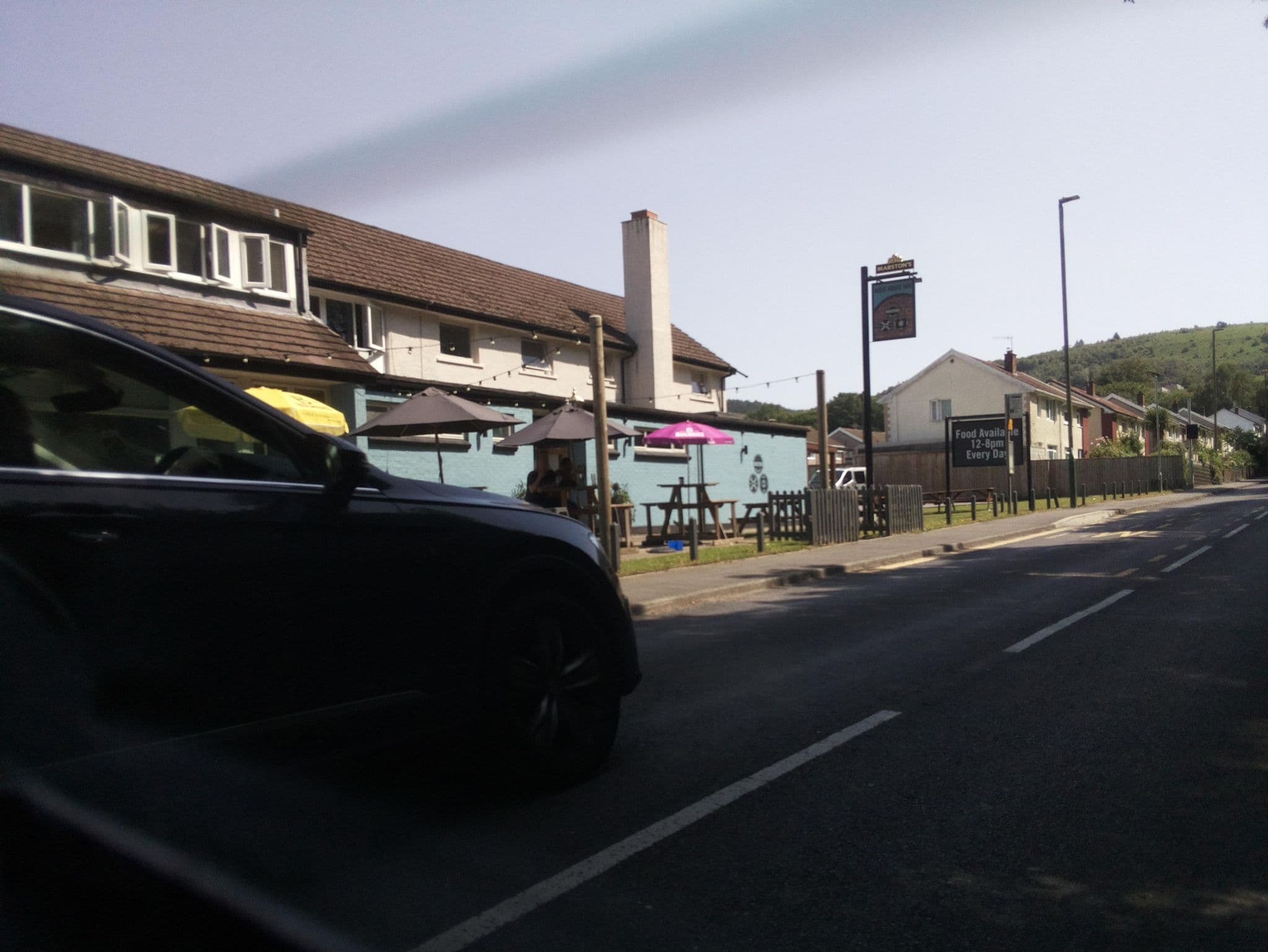 Street view near Moat House Inn, Caerphilly — © southglos (CC BY-SA · Mapillary)