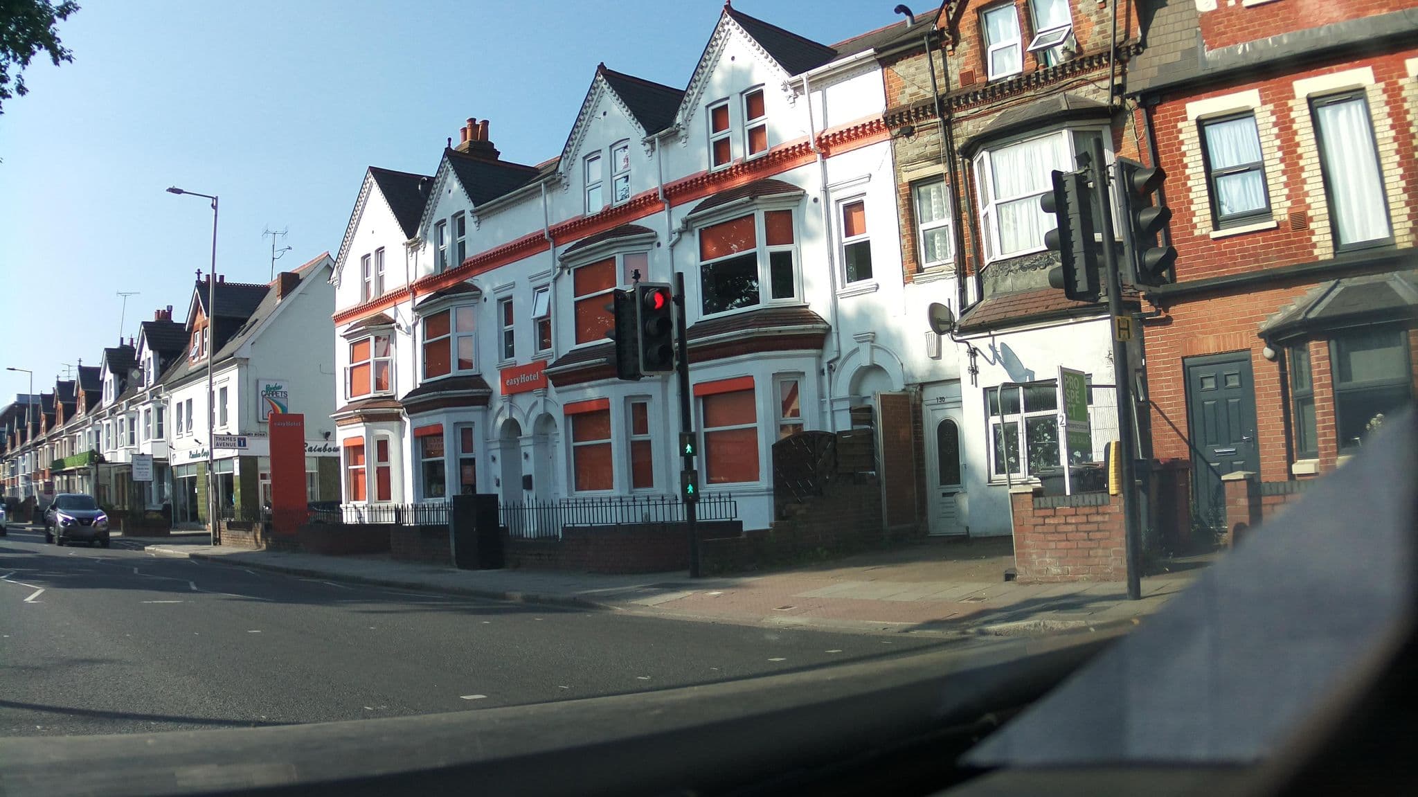 Street view near easyHotel Reading, Reading — © southglos (CC BY-SA · Mapillary)
