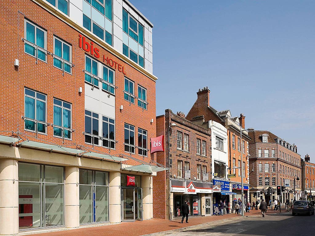 ibis Reading Centre, Reading