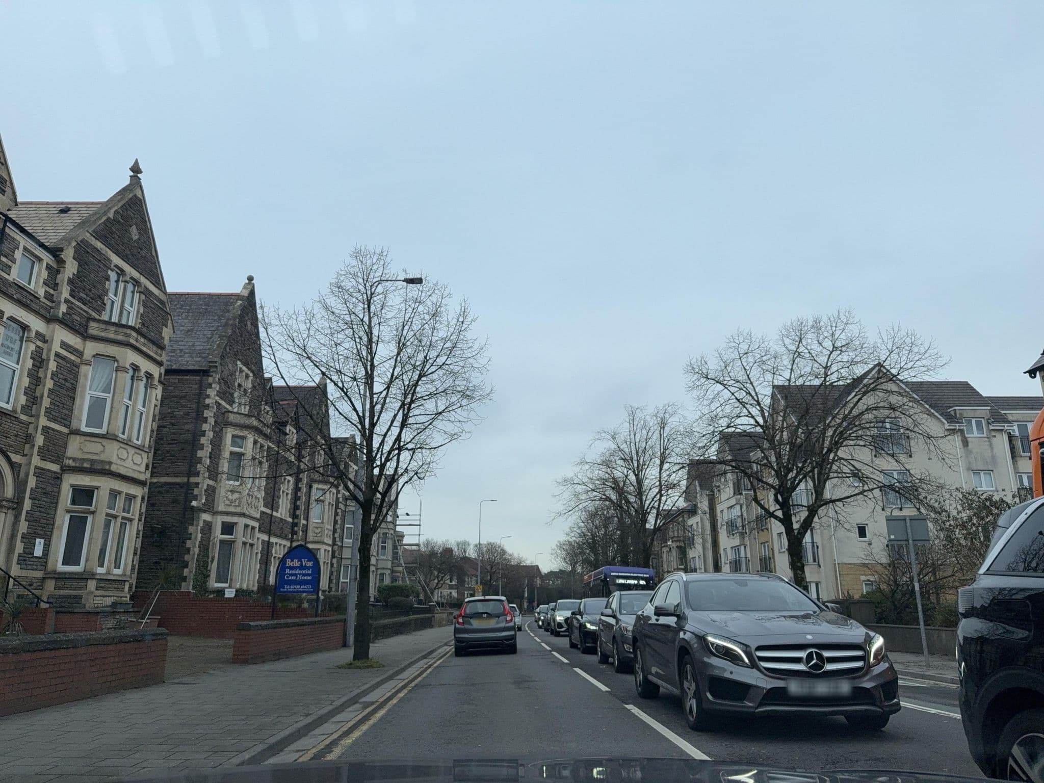 Street view near Parklane Guest House, Cardiff — © editid (CC BY-SA · Mapillary)