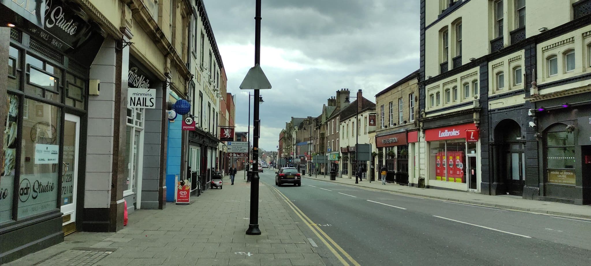 Street view near The County Hotel, Carlisle, Carlisle — © jethro10 (CC BY-SA · Mapillary)