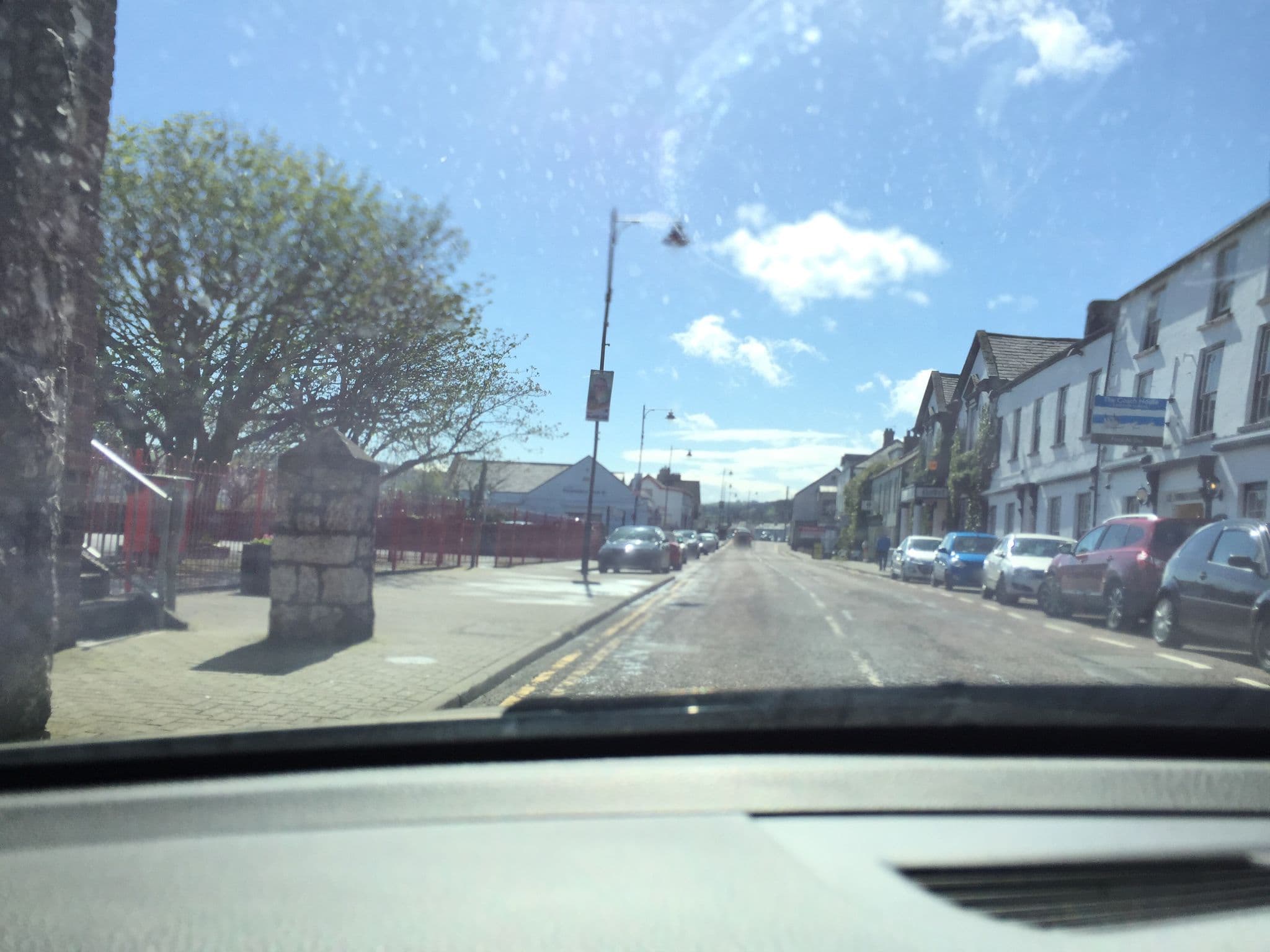Street view near Londonderry Arms Hotel, Carnlough — © mackerski (CC BY-SA · Mapillary)