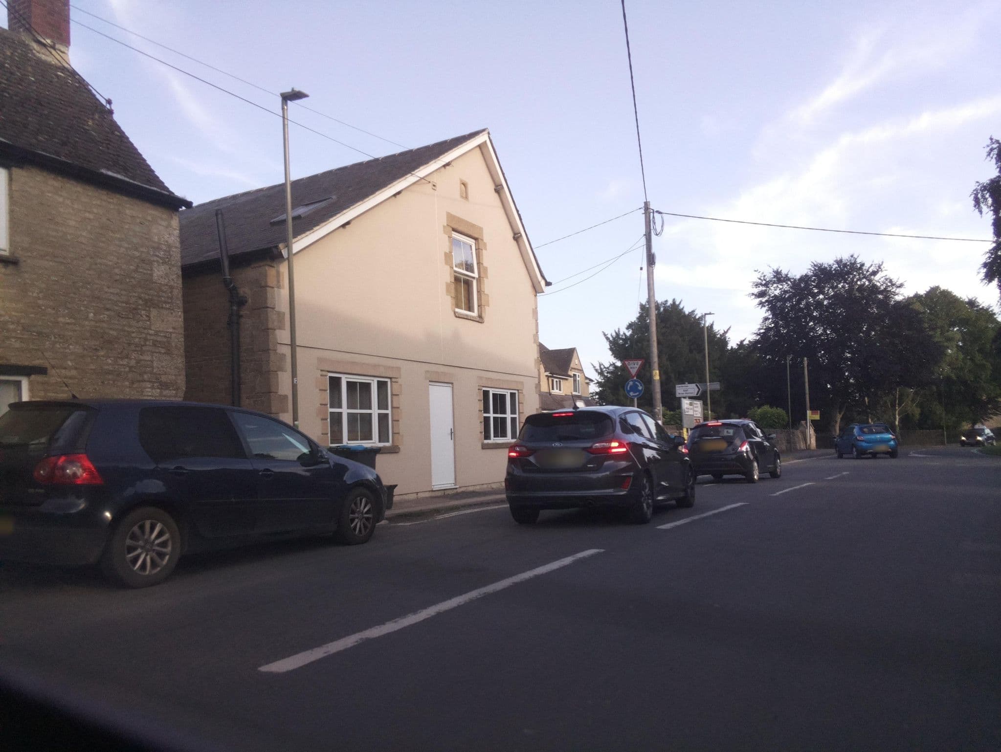 Street view near Entire Cotswolds barn retreat - Entire Place, Carterton — © southglos (CC BY-SA · Mapillary)