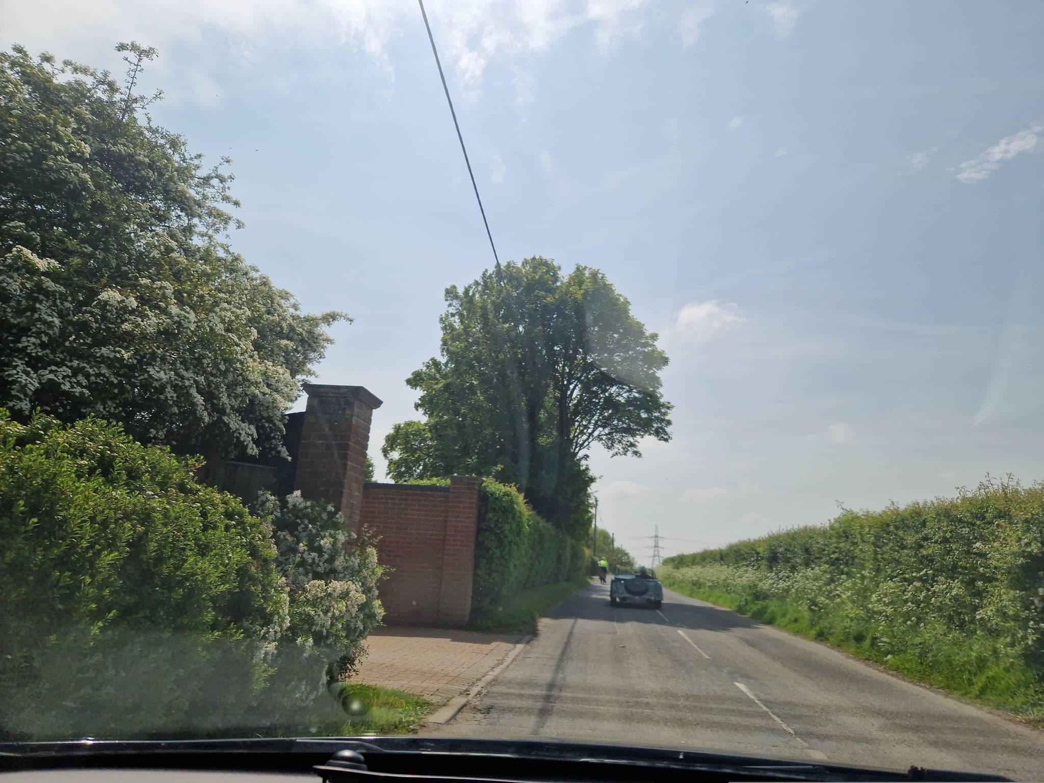 Street view near The Pheasant Public House & Hotel Limited, Castle Hedingham — © edloach (CC BY-SA · Mapillary)