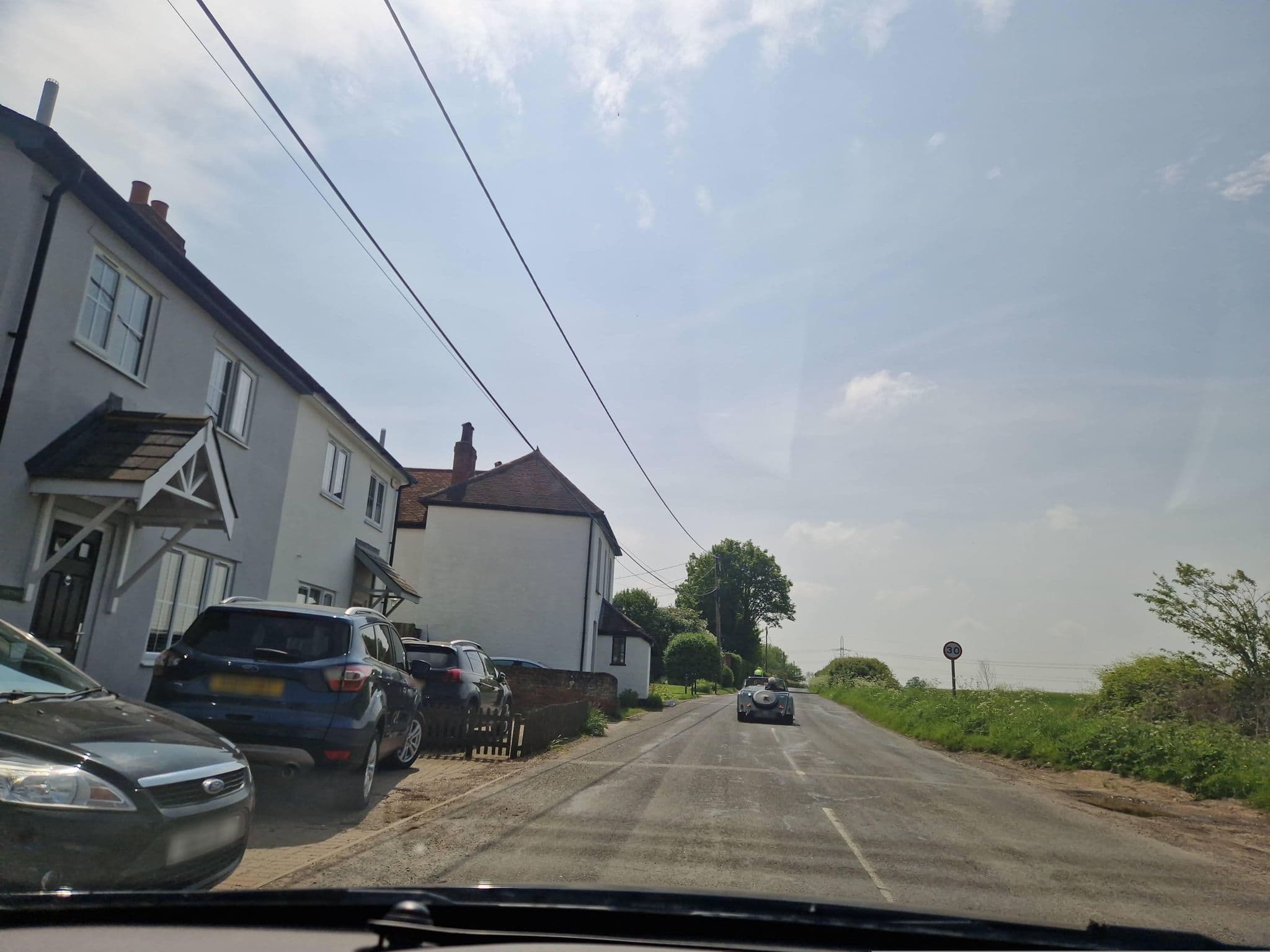 Street view near The Pheasant Public House Hotel - Double Room with Four Poster Bed, Castle Hedingham — © edloach (CC BY-SA · Mapillary)