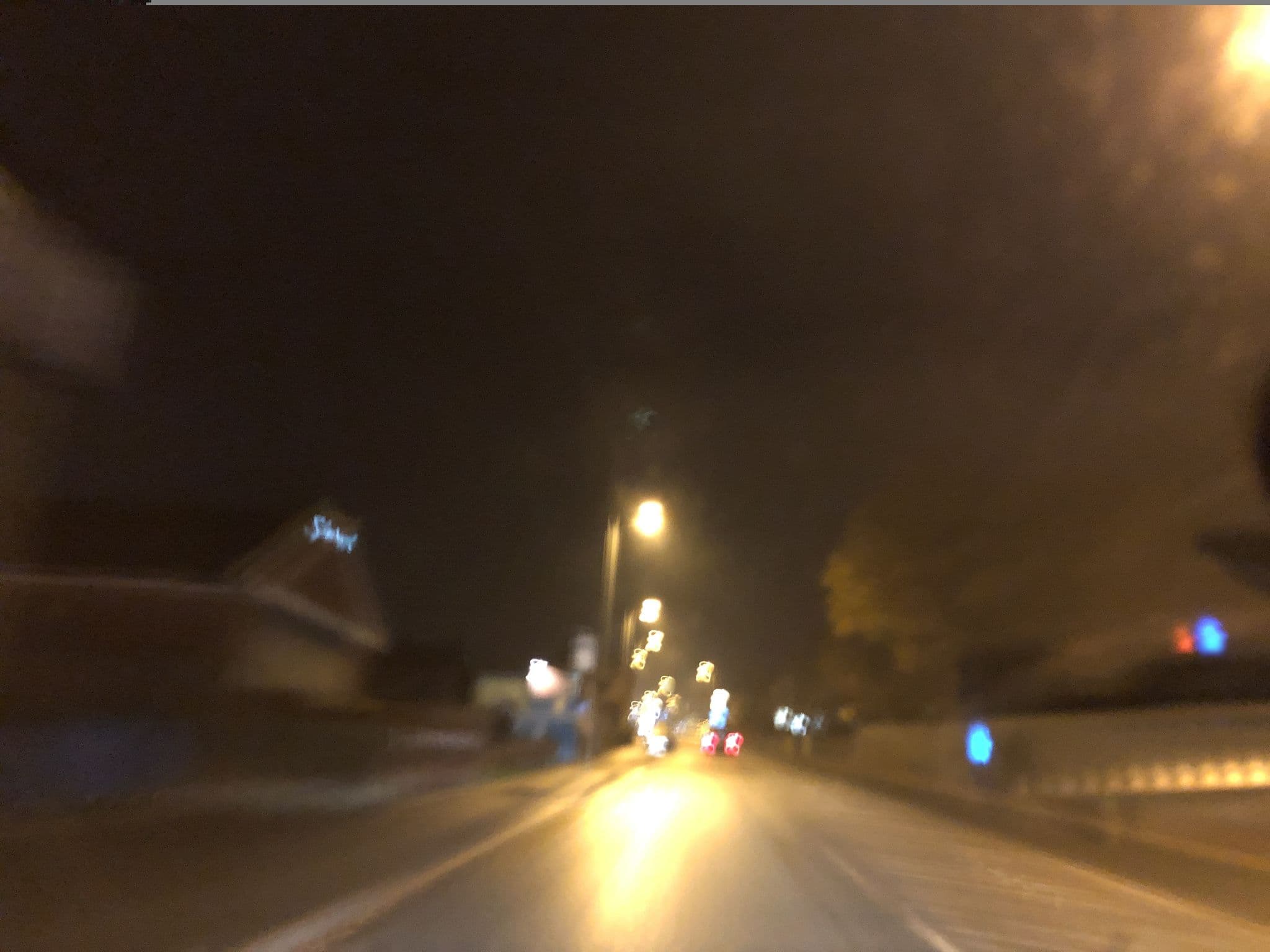 Street view near Moorside Hotel, Shaw — © deleted_user (CC BY-SA · Mapillary)