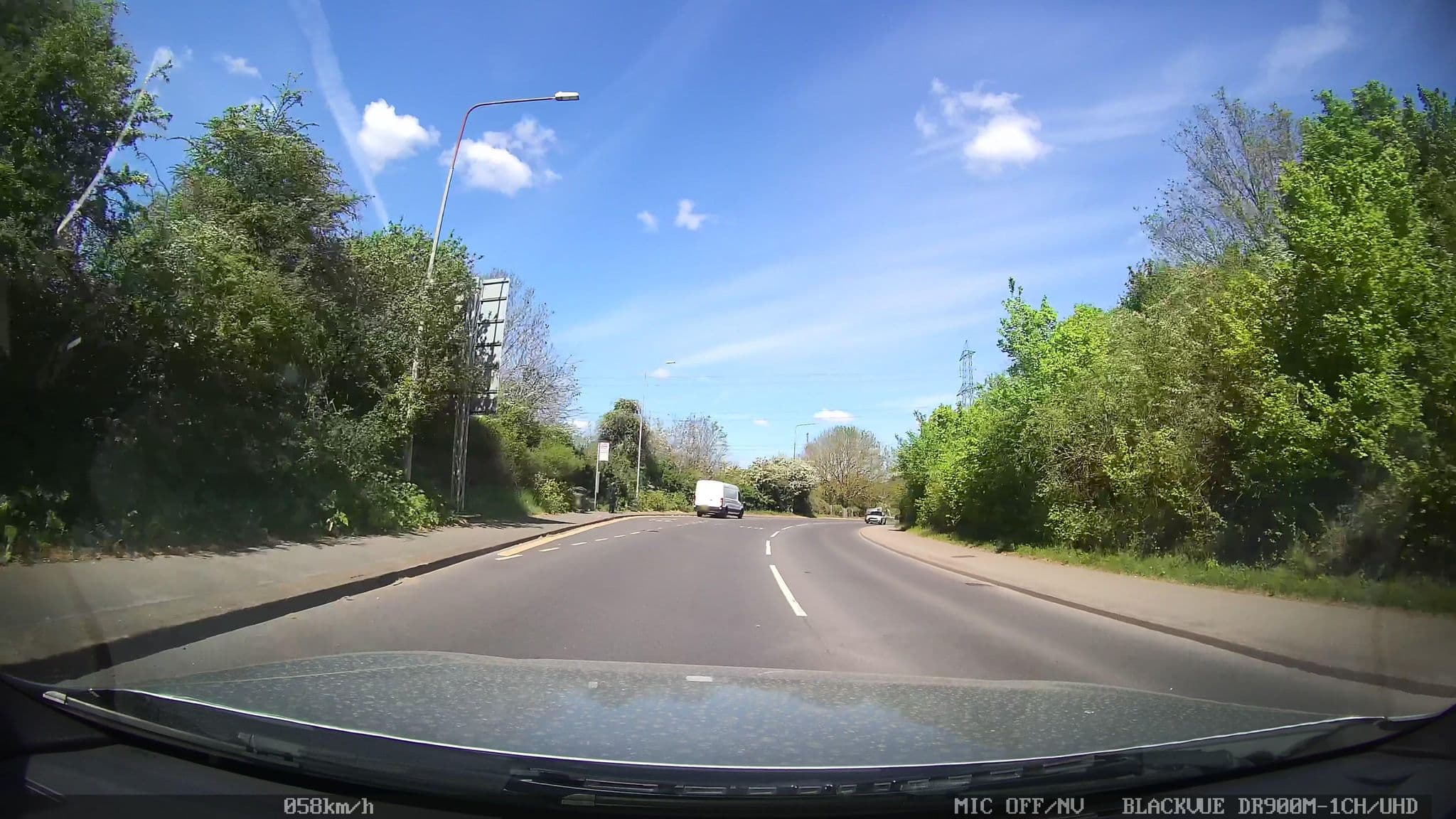 Street view near The Thurrock Hotel, West Thurrock — © Semir_Mapillary (CC BY-SA · Mapillary)