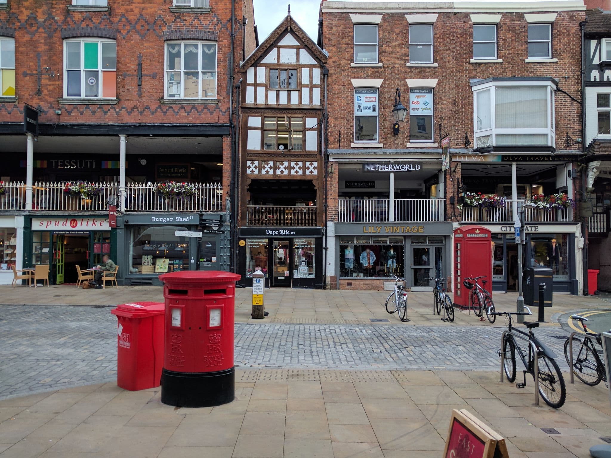 Street view near Travellodge, Chester — © janvanbekkum (CC BY-SA · Mapillary)