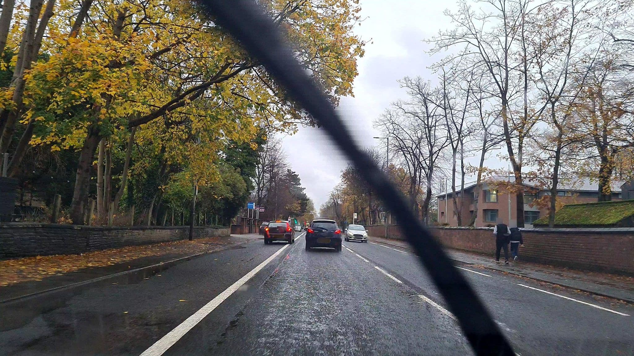 Street view near Milverton Hotel, Longsight — © mappo2 (CC BY-SA · Mapillary)