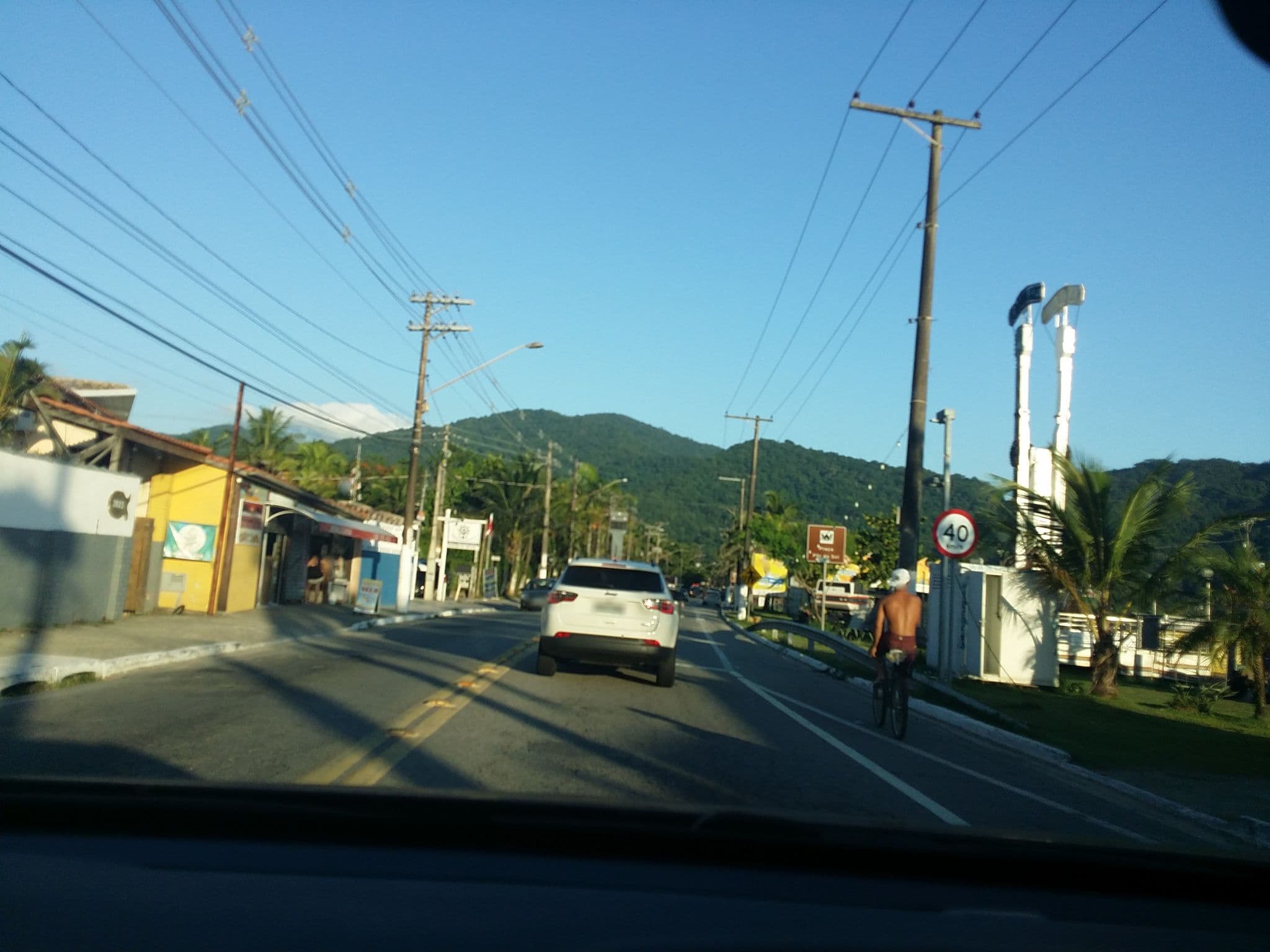 Street view near Pousada Recanto da Praia, Ilhabela — © viniciuscsf (CC BY-SA · Mapillary)