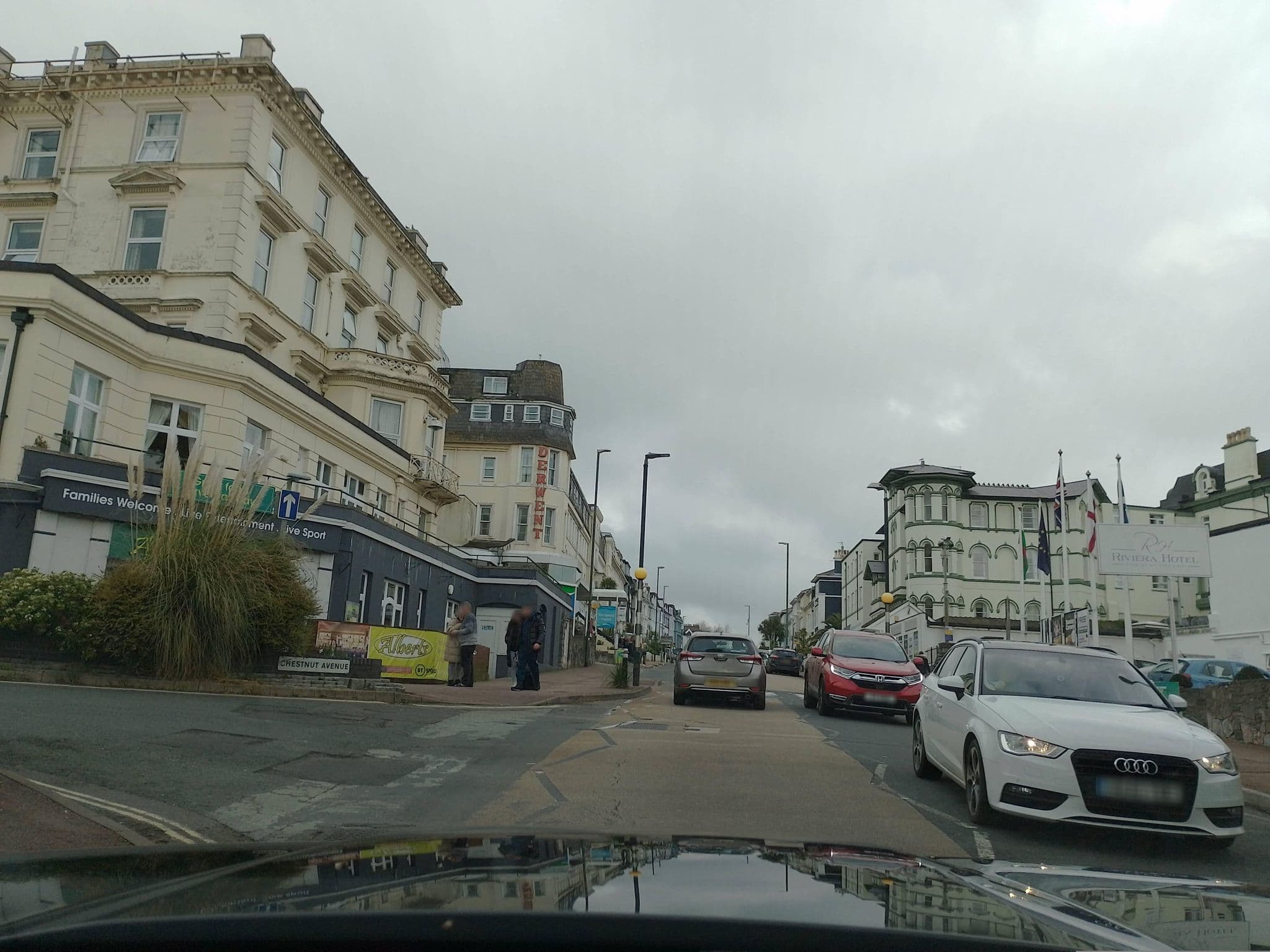 Street view near Riviera Hotel, Torquay — © laye (CC BY-SA · Mapillary)