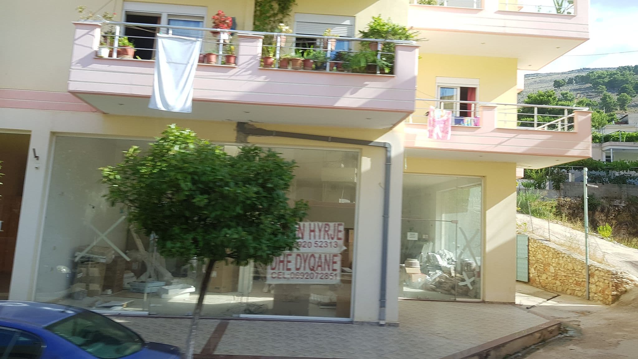 Street view near Guesthouse Evelina, Sarandë — © ale_zena_it (CC BY-SA · Mapillary)