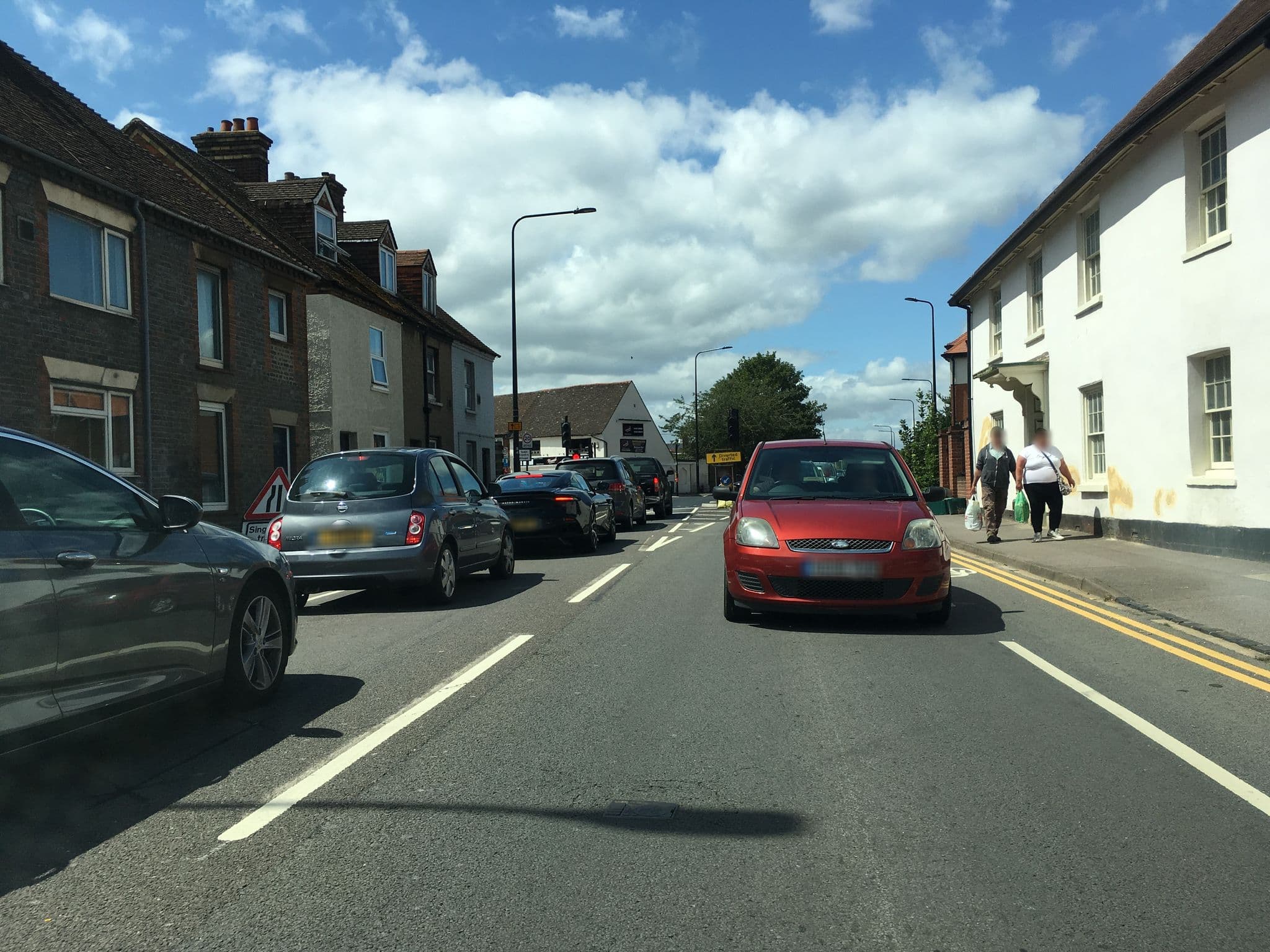 Street view near The Wheatsheaf, Thatcham — © southglos (CC BY-SA · Mapillary)