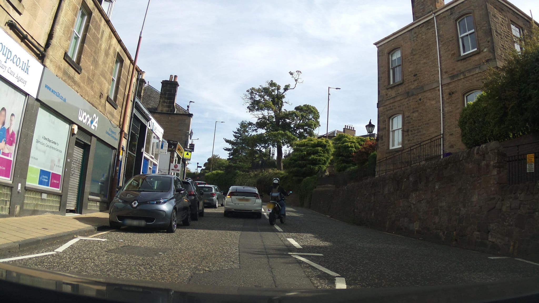 Street view near The Old School House, Colinton — © southglos (CC BY-SA · Mapillary)