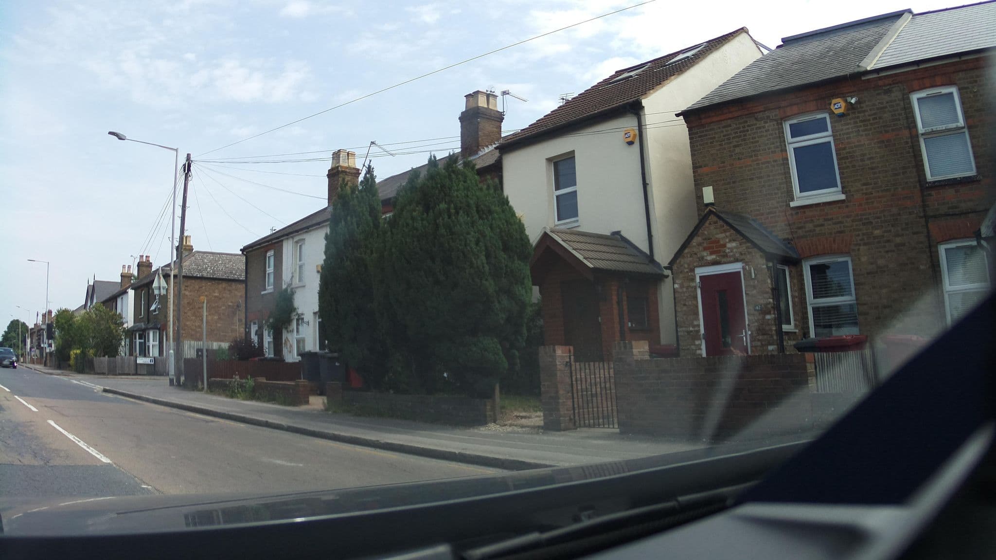 Street view near The White House Guest House, Colnbrook — © southglos (CC BY-SA · Mapillary)