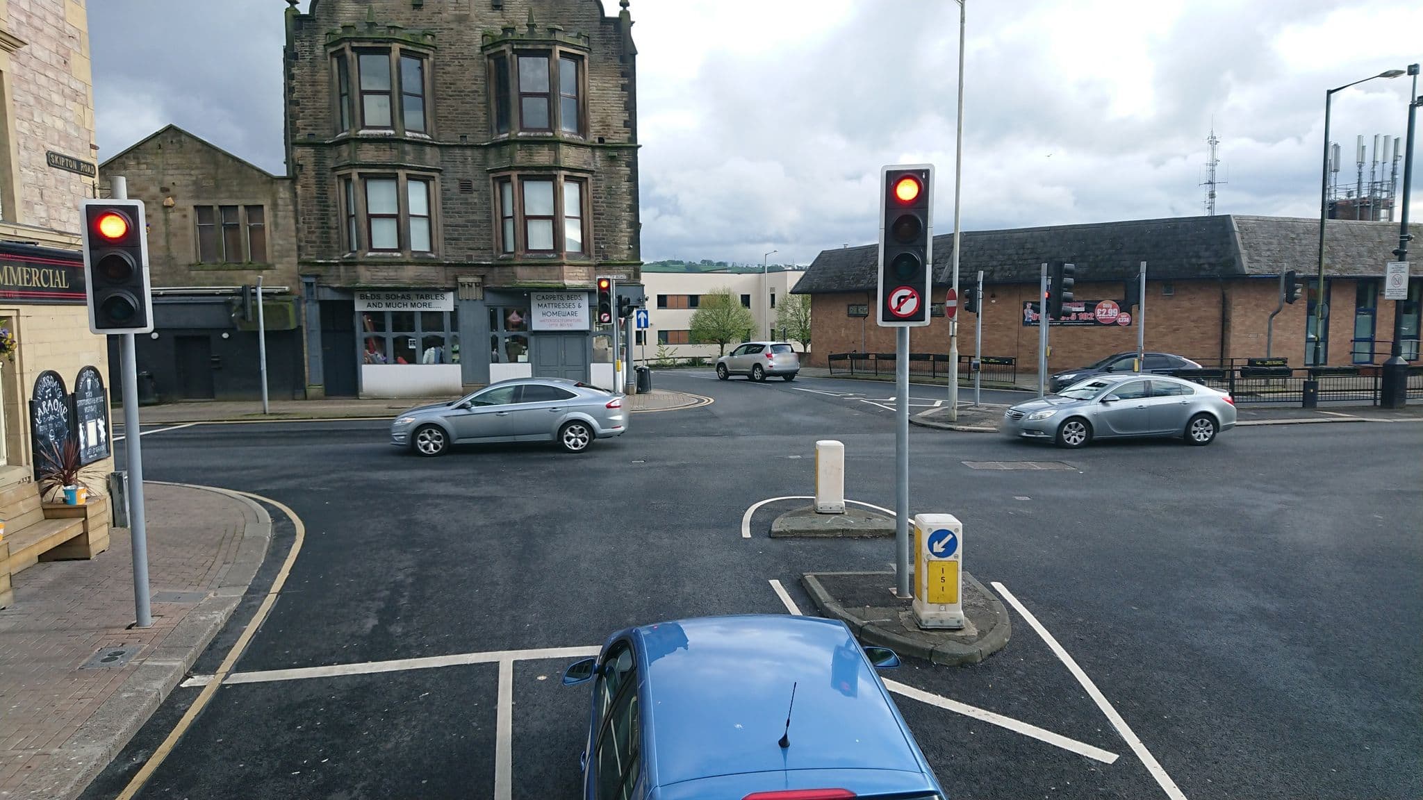 Street view near Commercial Hotel, Colne — © skifans (CC BY-SA · Mapillary)