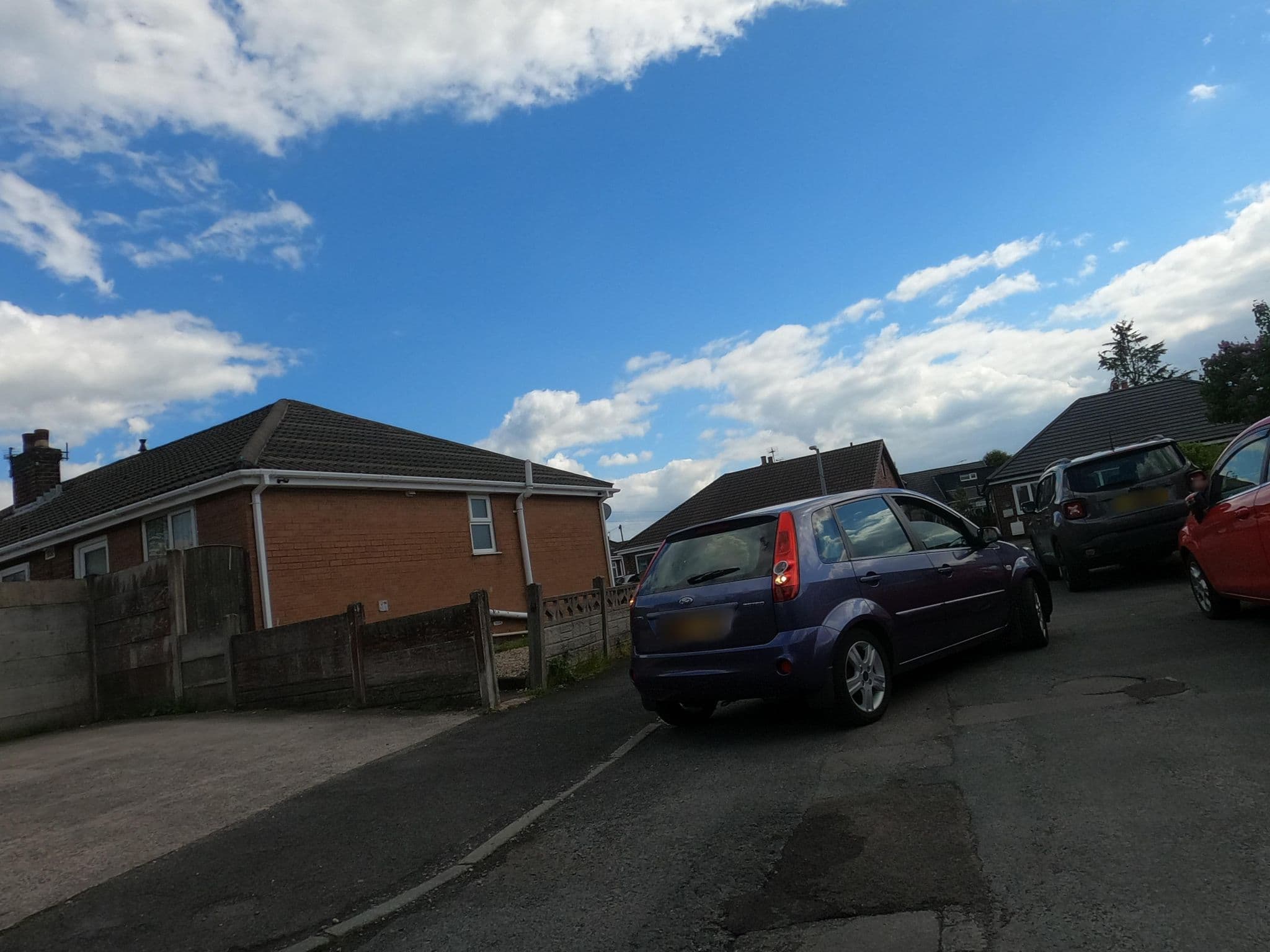 Street view near Wheatsheaf Hotel, Coppull — © tonys999 (CC BY-SA · Mapillary)