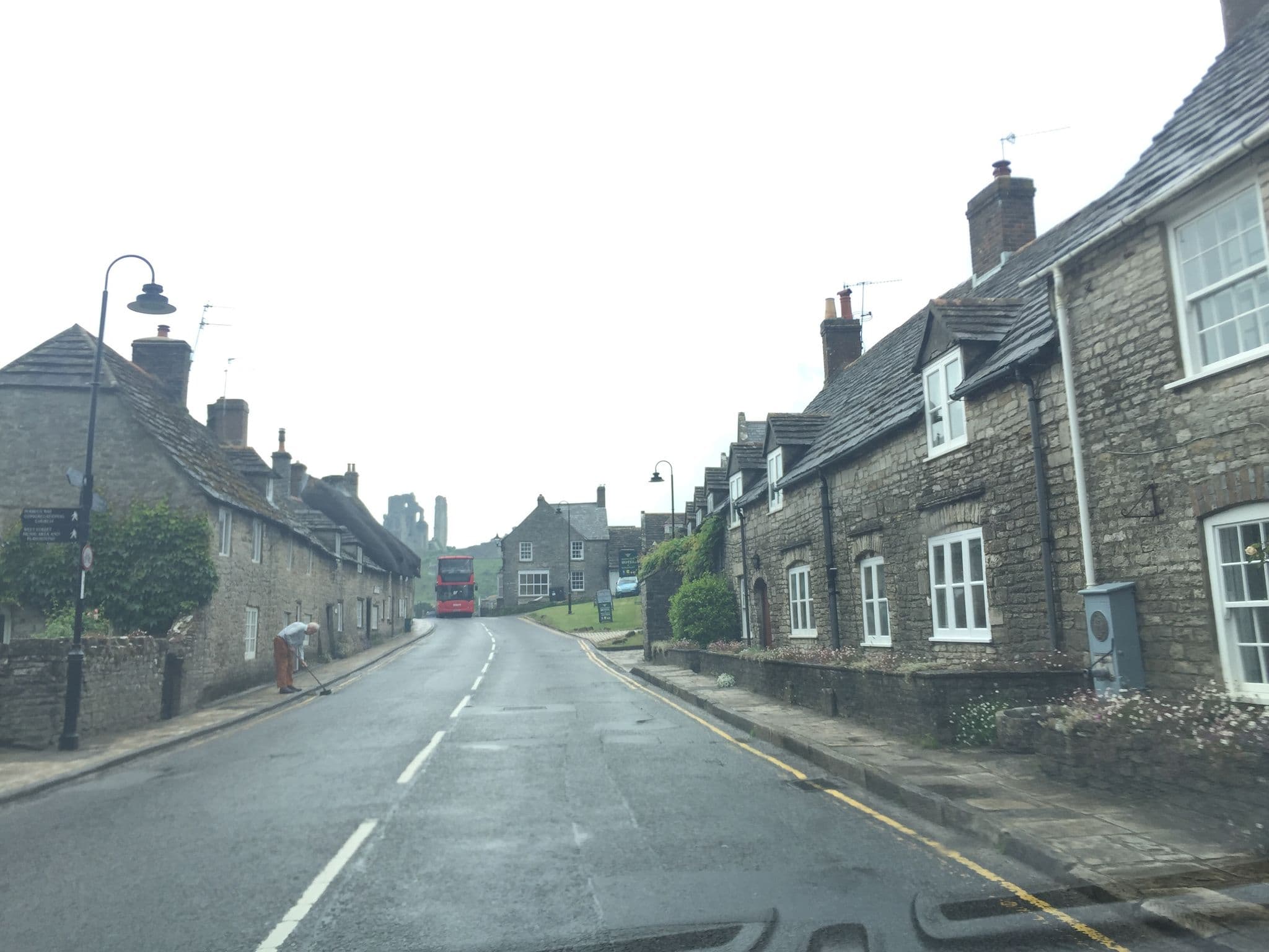 Street view near Motons House Hotel, Corfe Castle — © essexboy (CC BY-SA · Mapillary)