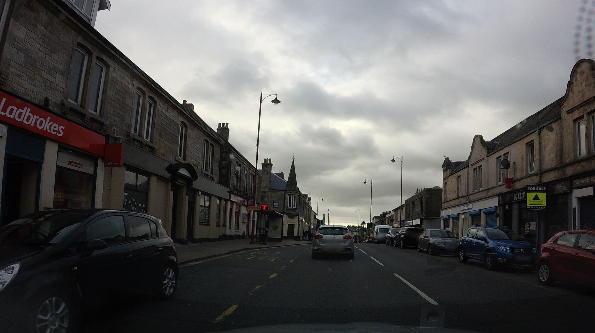 Street view near The Beath Inn, Cowdenbeath — © hobgoblin (CC BY-SA · Mapillary)