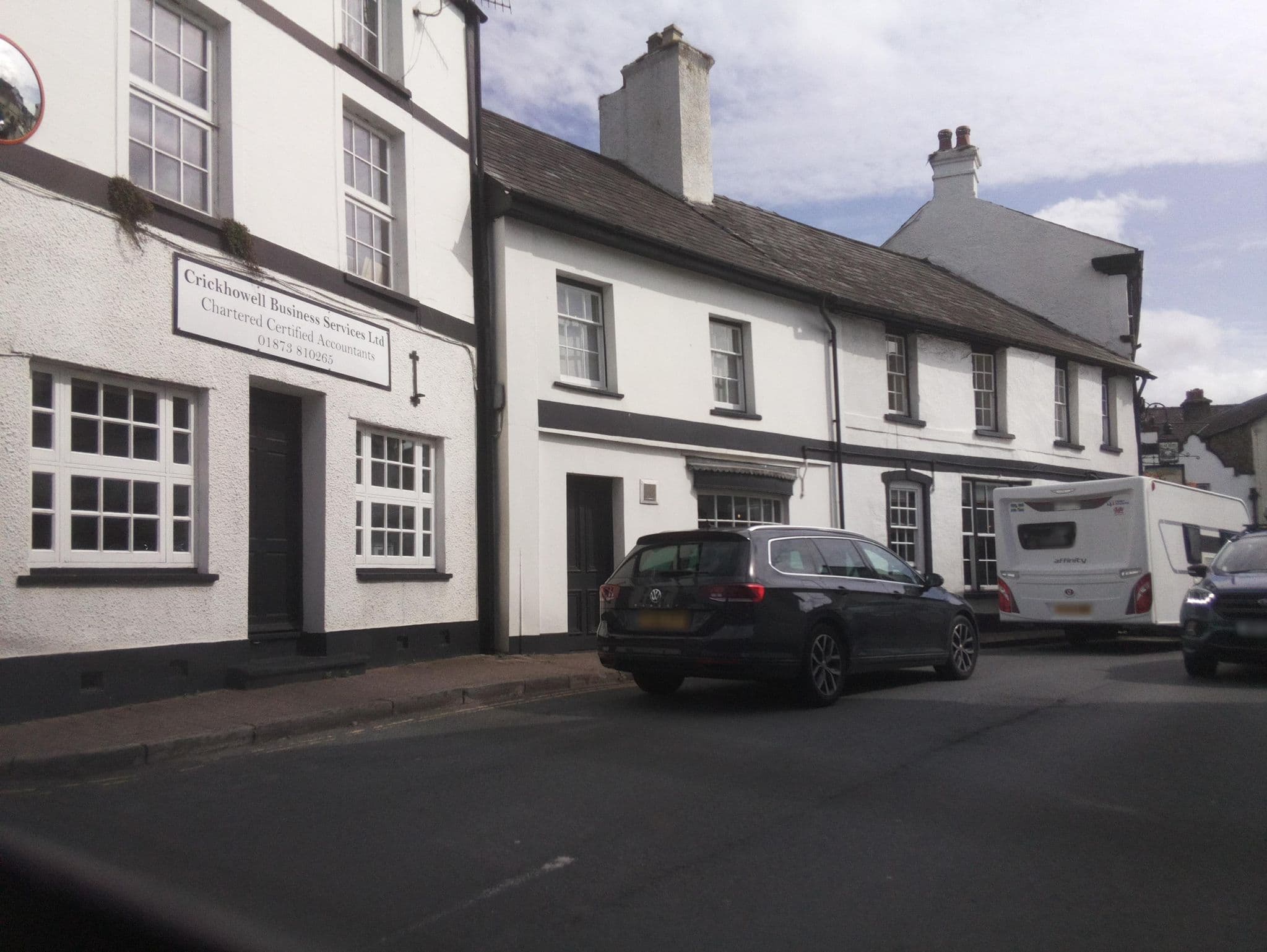 Street view near The Bear Hotel, Crickhowell, Crickhowell — © southglos (CC BY-SA · Mapillary)