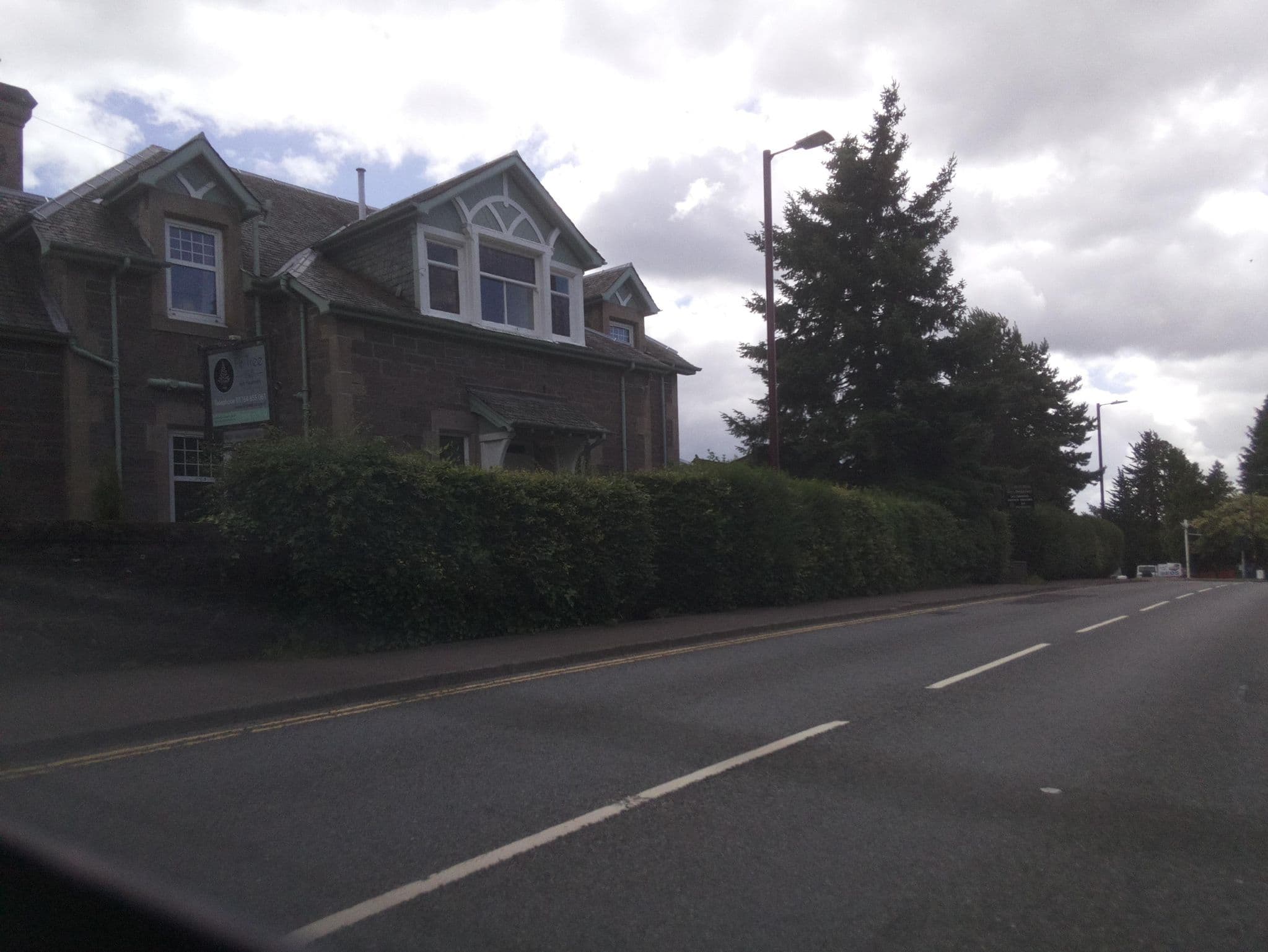 Street view near Fir Tree B&B at Galvelbeg House, Crieff — © southglos (CC BY-SA · Mapillary)
