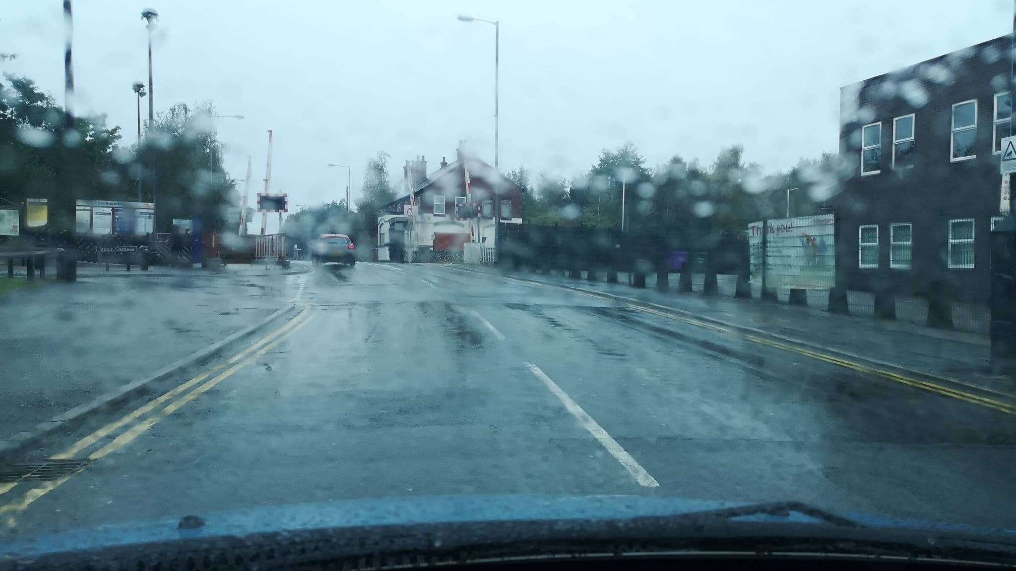 Street view near Railway Hotel, Pontefract — © cuttlebug (CC BY-SA · Mapillary)