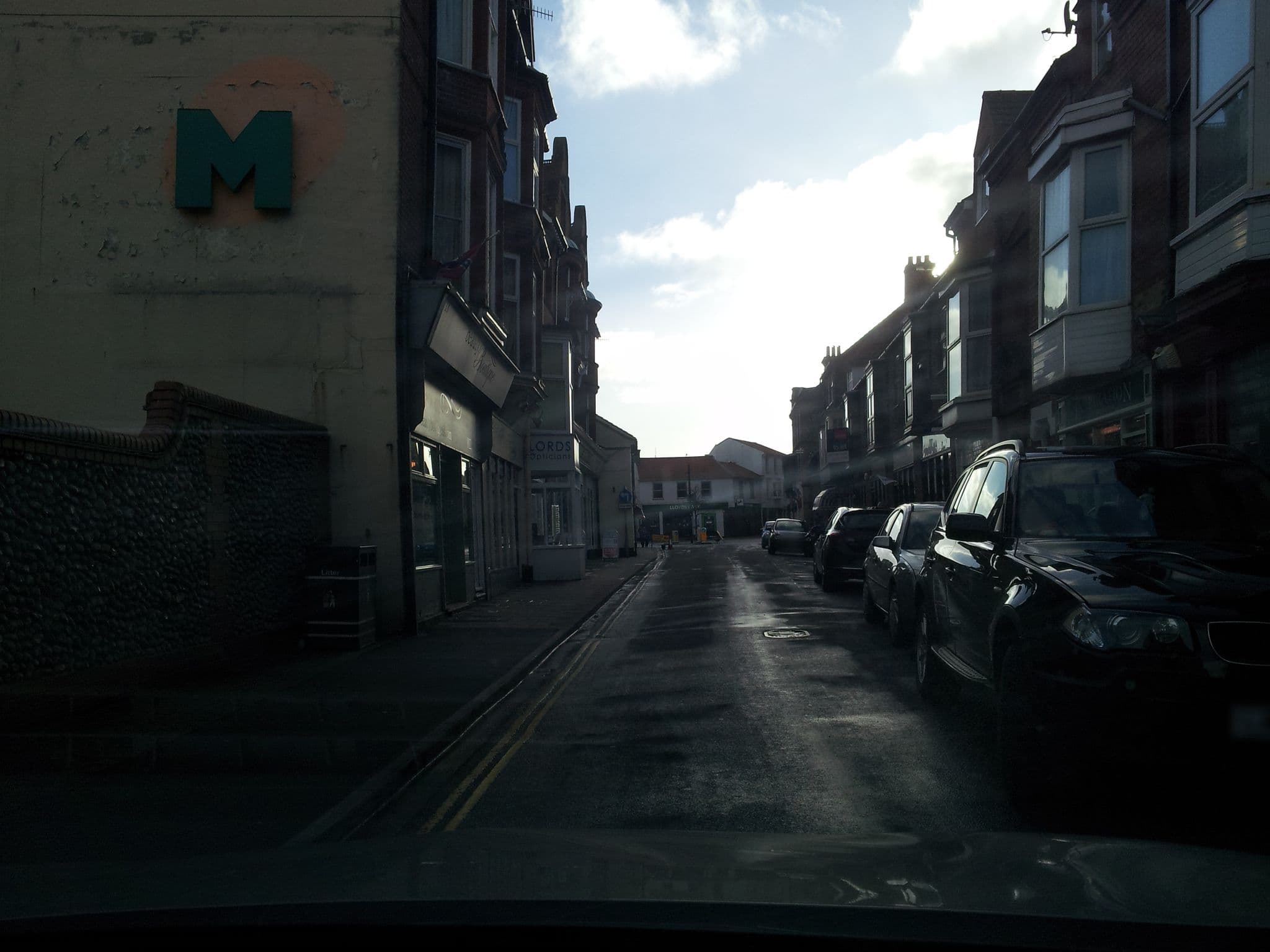 Street view near The Wellington Hotel - Norwich Inns, Cromer — © adam2 (CC BY-SA · Mapillary)