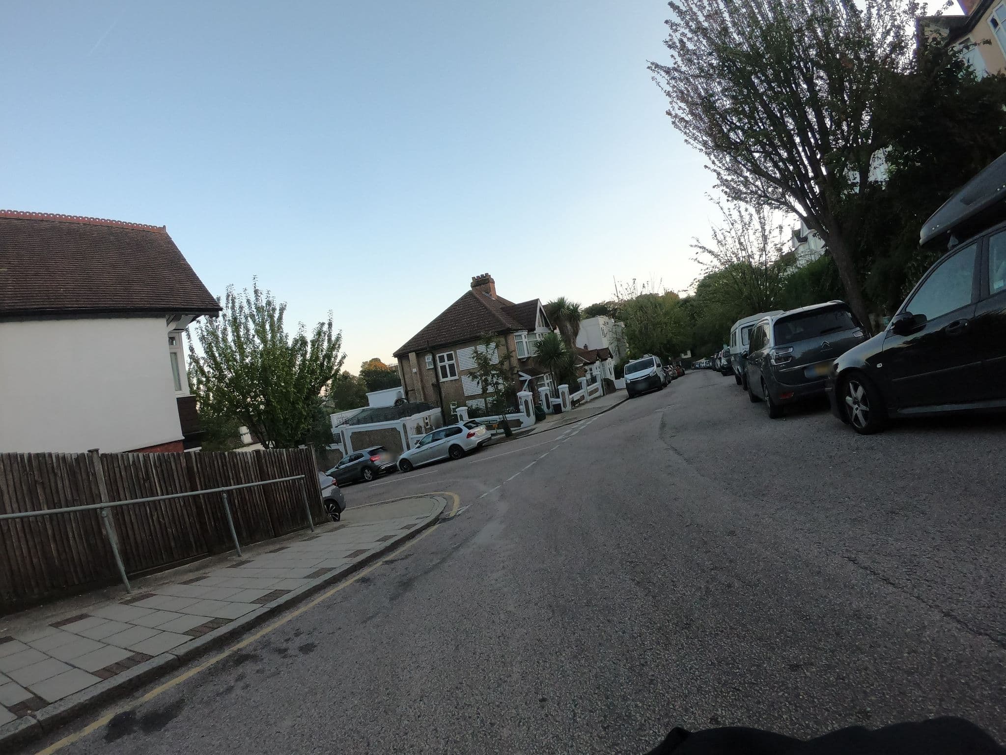 Street view near Crystal Palace B&B, Crystal Palace — © paulbiv (CC BY-SA · Mapillary)