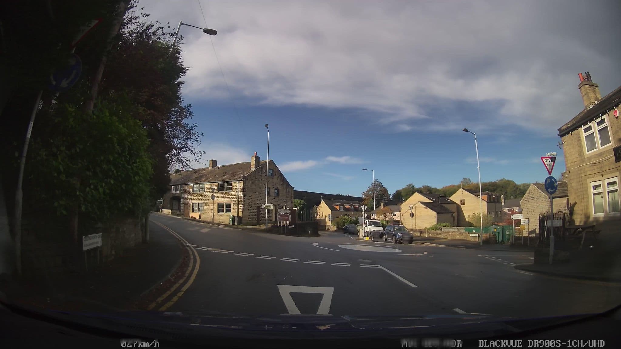 Street view near The Fleece Inn, Cullingworth — © humez (CC BY-SA · Mapillary)