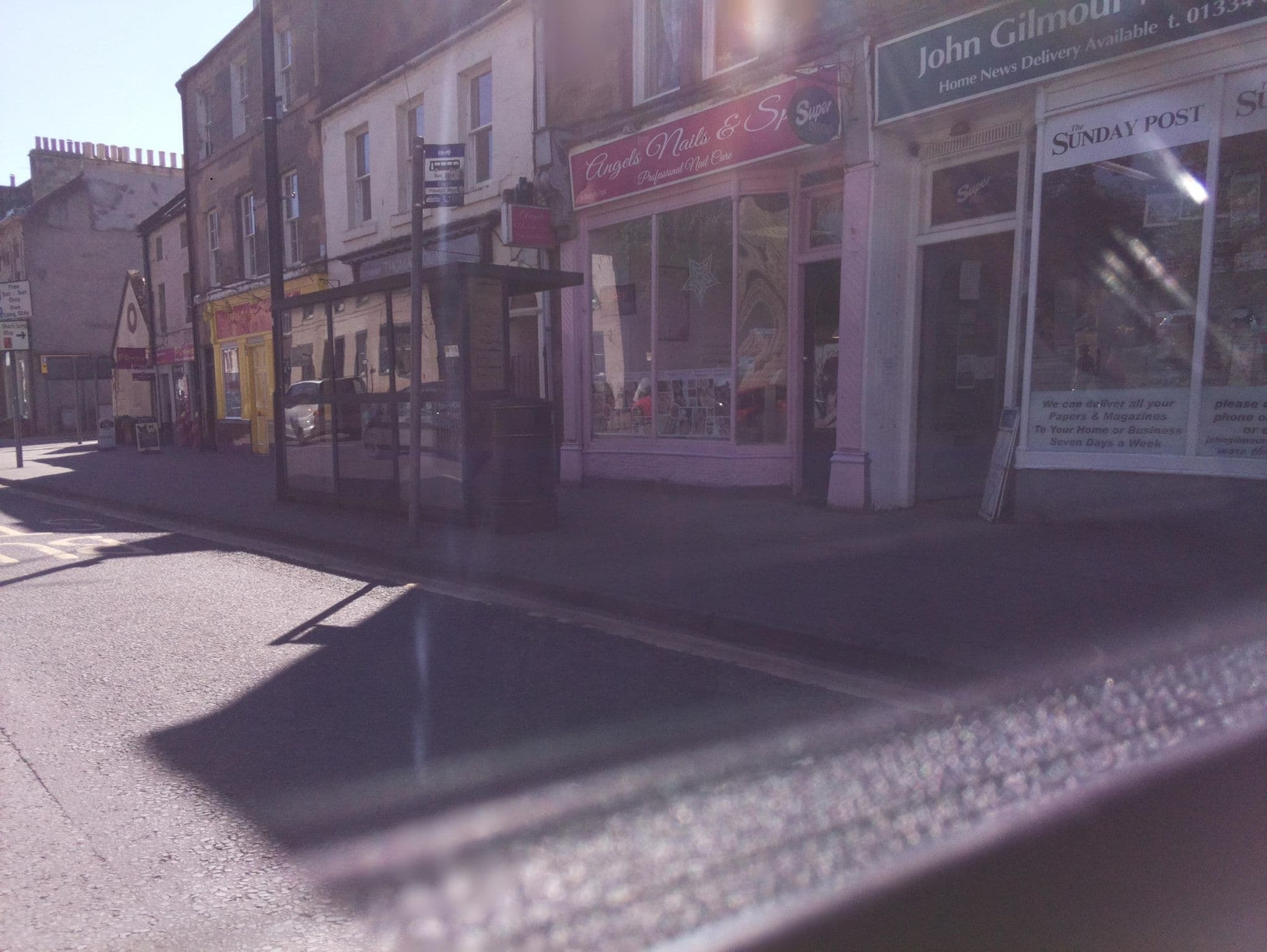 Street view near Bee's Townhouse Apartment, Cupar — © southglos (CC BY-SA · Mapillary)